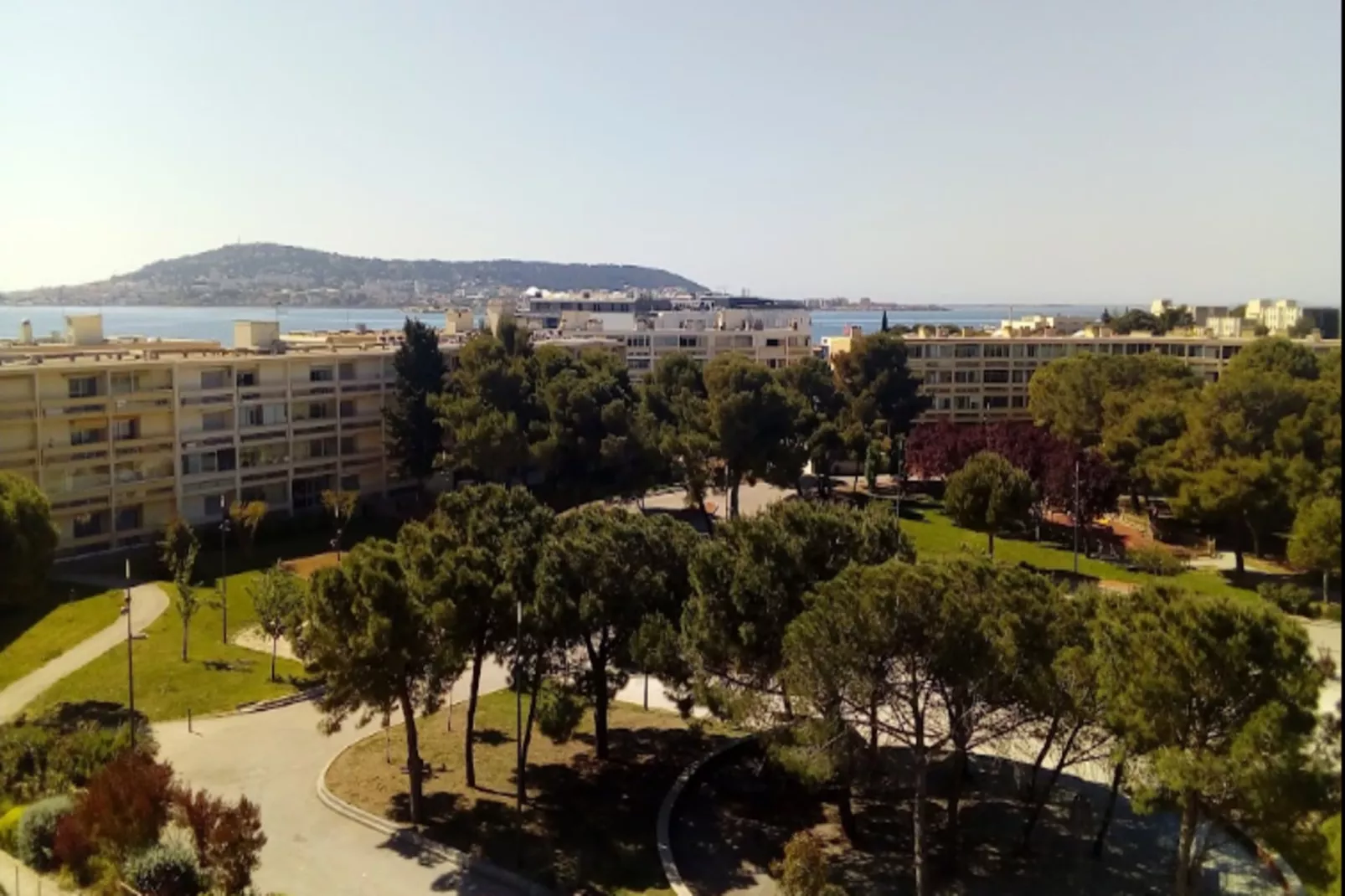 Appart'hôtel Odalys Colombélie-View in summer