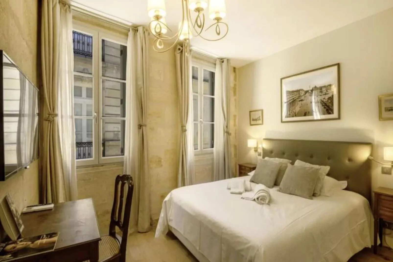 Superbe Duplex De Qualit&eacute;, En Hypercentre Avec Rooftop Et Climatisation-Bedroom