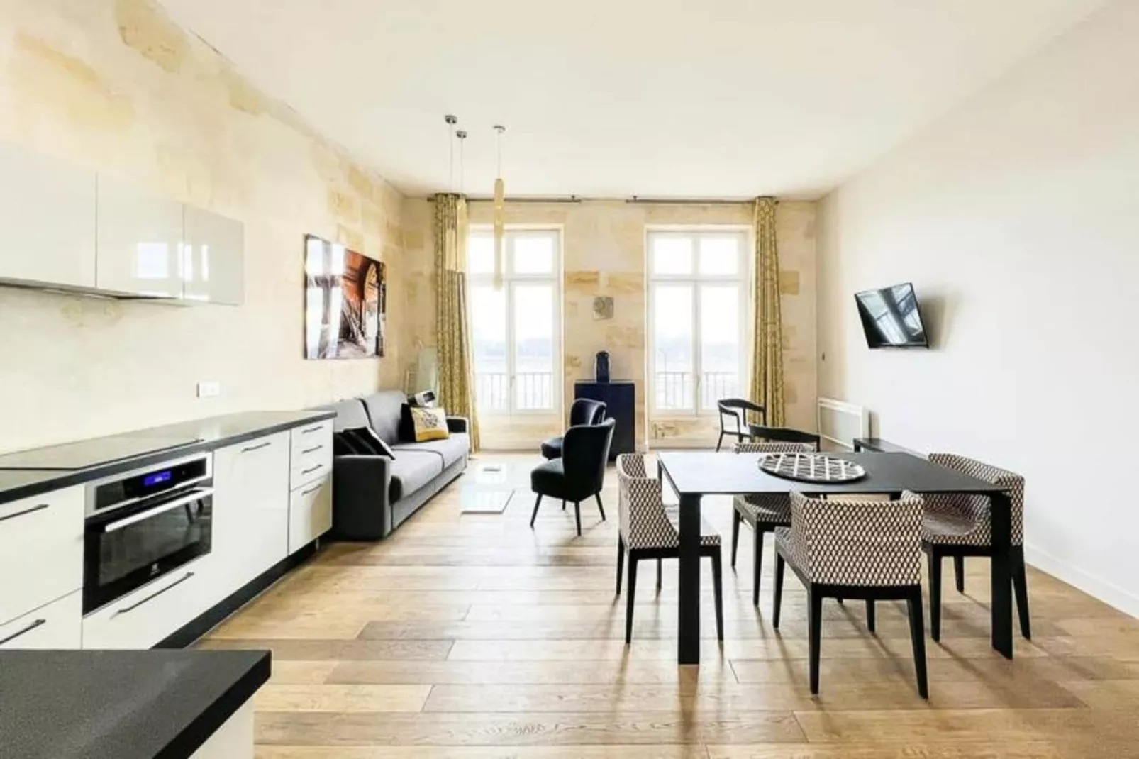 Magnifique Appartement 2 Chambres Avec Vue Sur La Garonne-Exterior in summer
