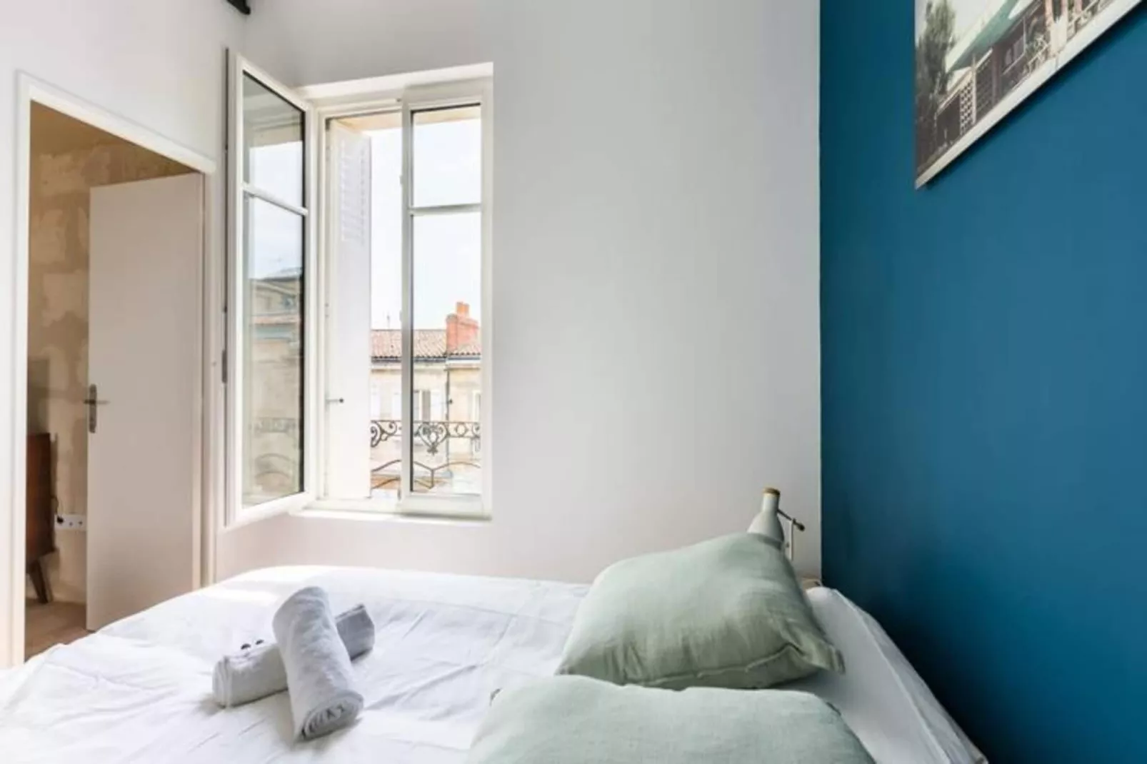 Superbe Appartement En Plein C&oelig;ur Des Chartrons-Bedroom