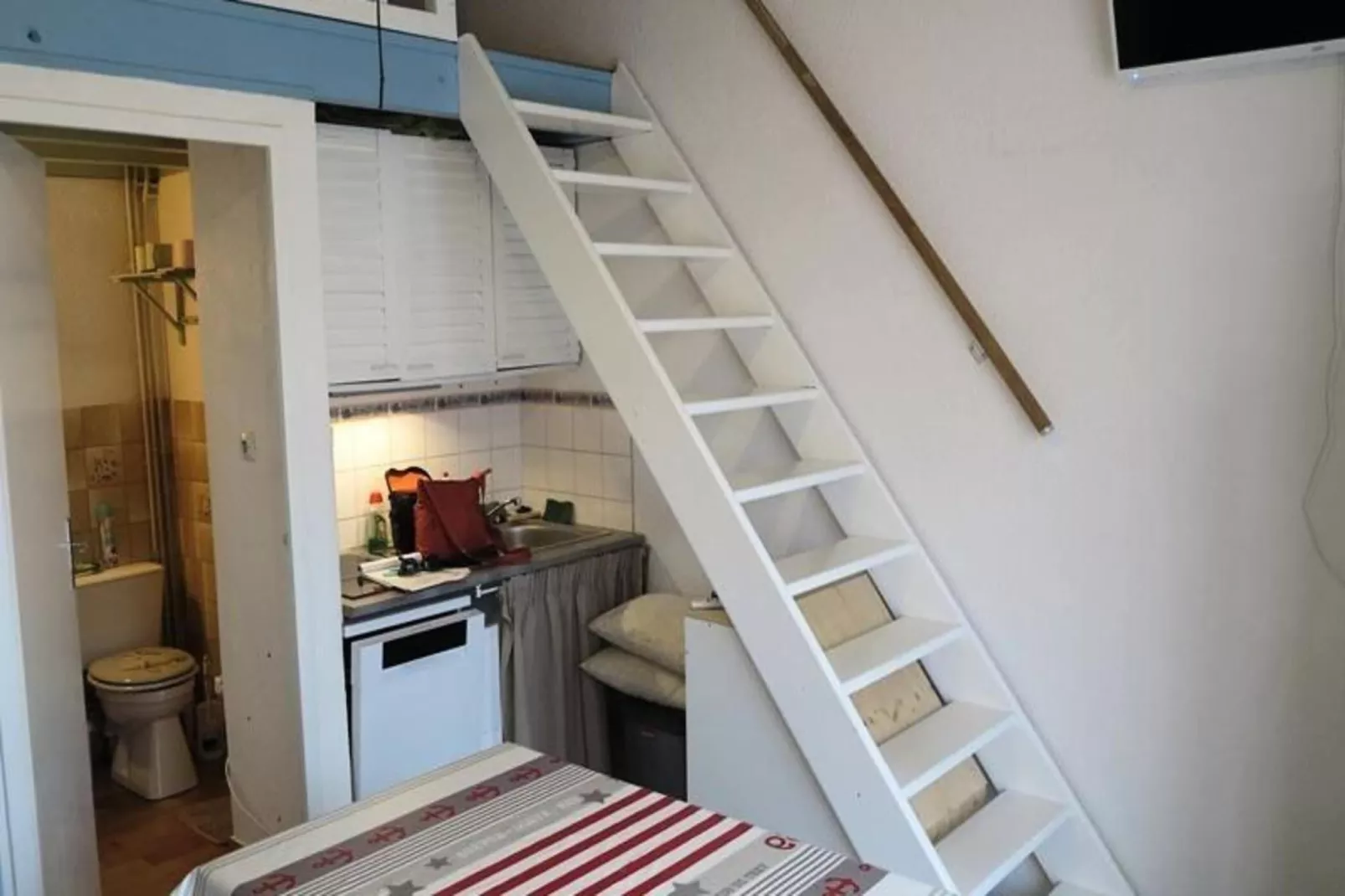 Résidence Hameau De L'amélie-Außenbereich Sommer