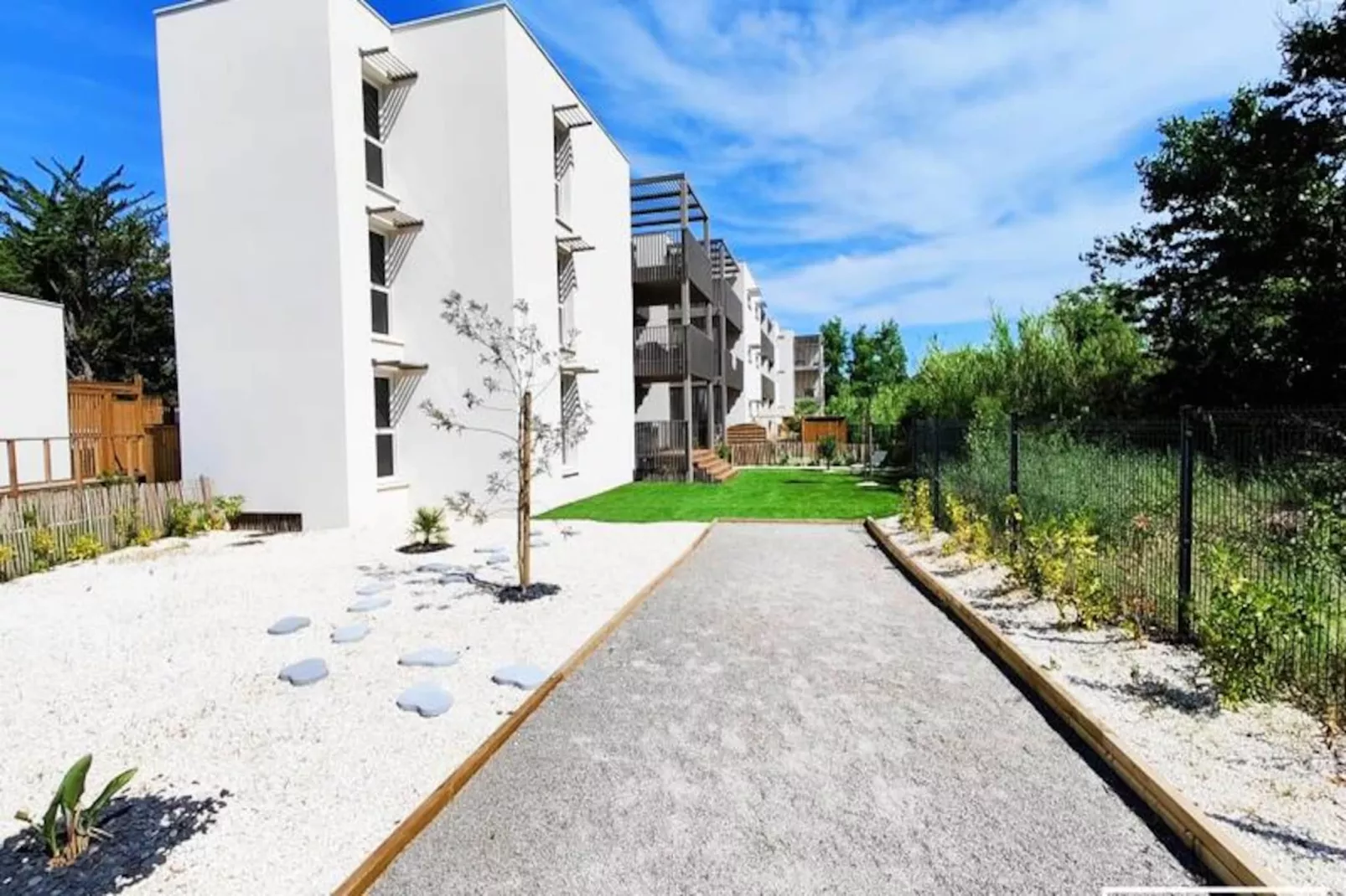 Superbe T3 Climatis&eacute; Avec Wifi &agrave; 400m De La Plage-Image-tags.