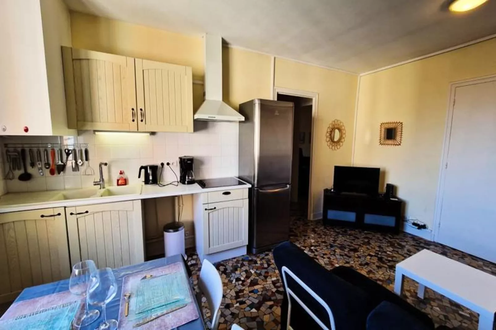 Le Spacieux T3 Pour 4 Proche De Gem Et La Gare 🗻-Cuisine