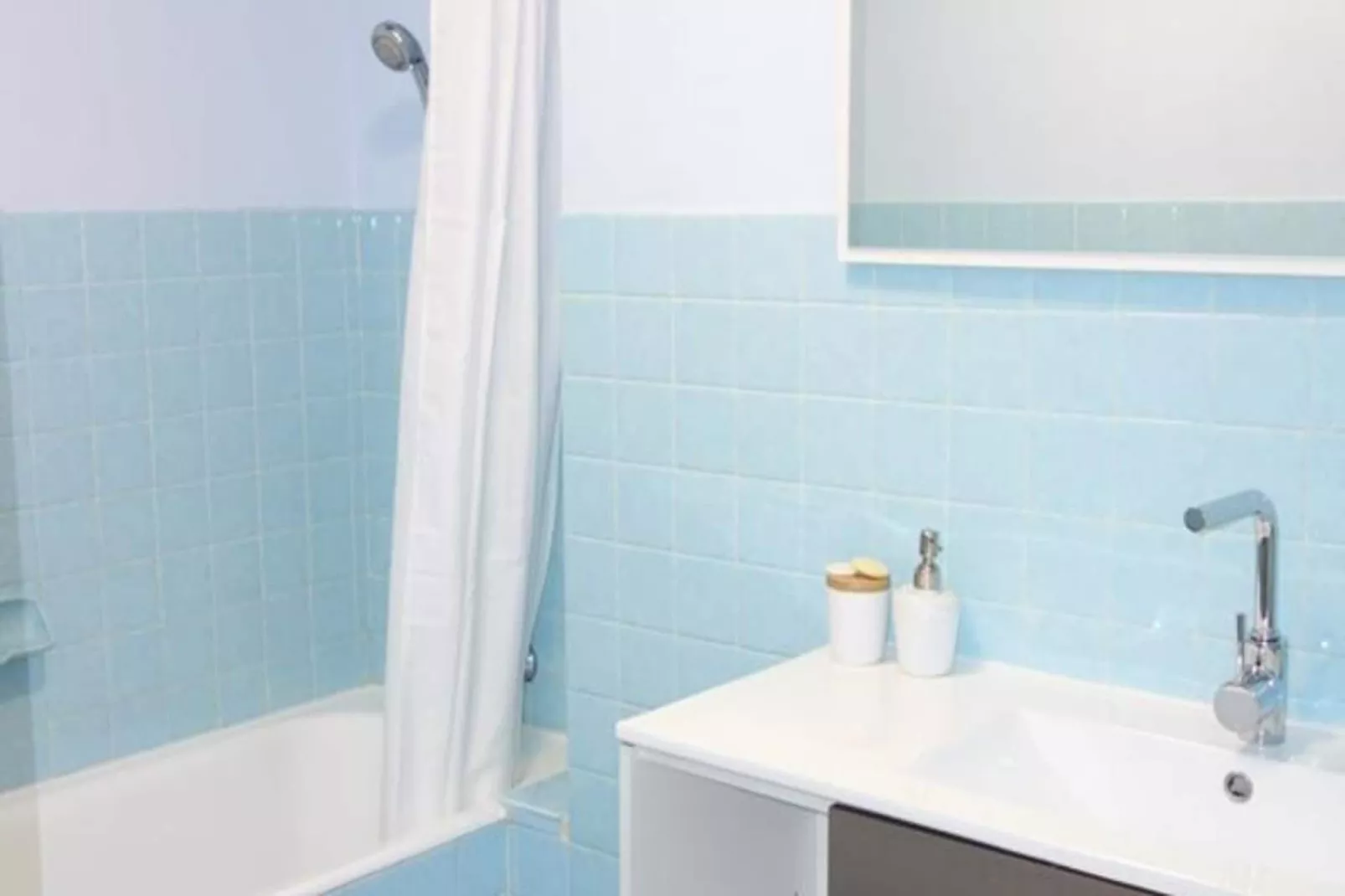 Résidence Solarium-Bathroom