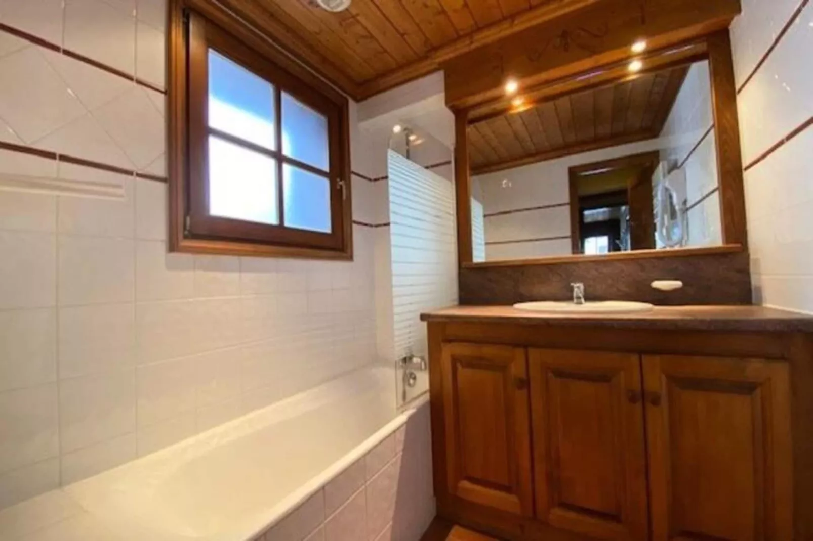 Résidence Alpina Lodge-Badezimmer