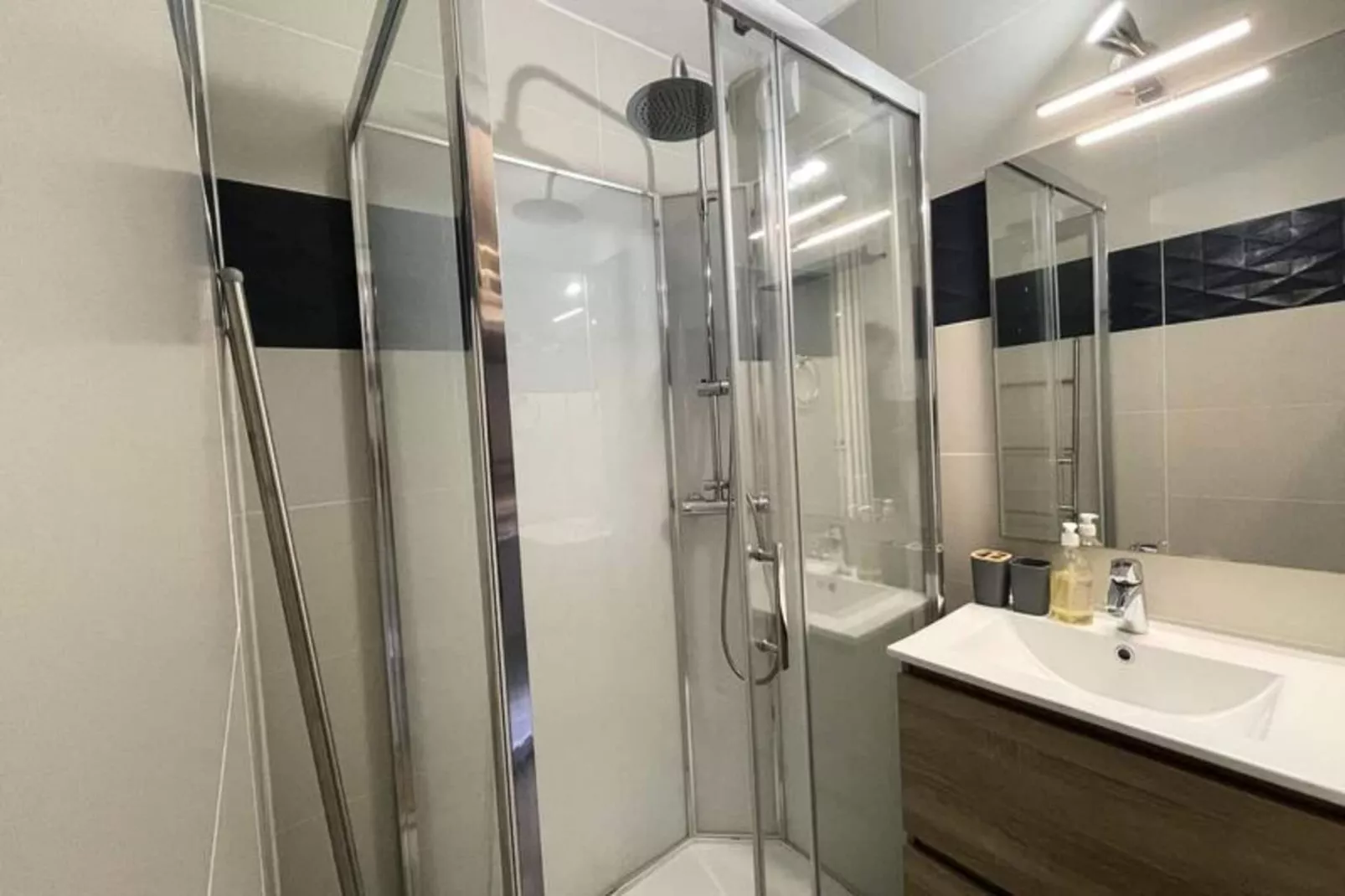 Résidence Soldanelle-Bathroom