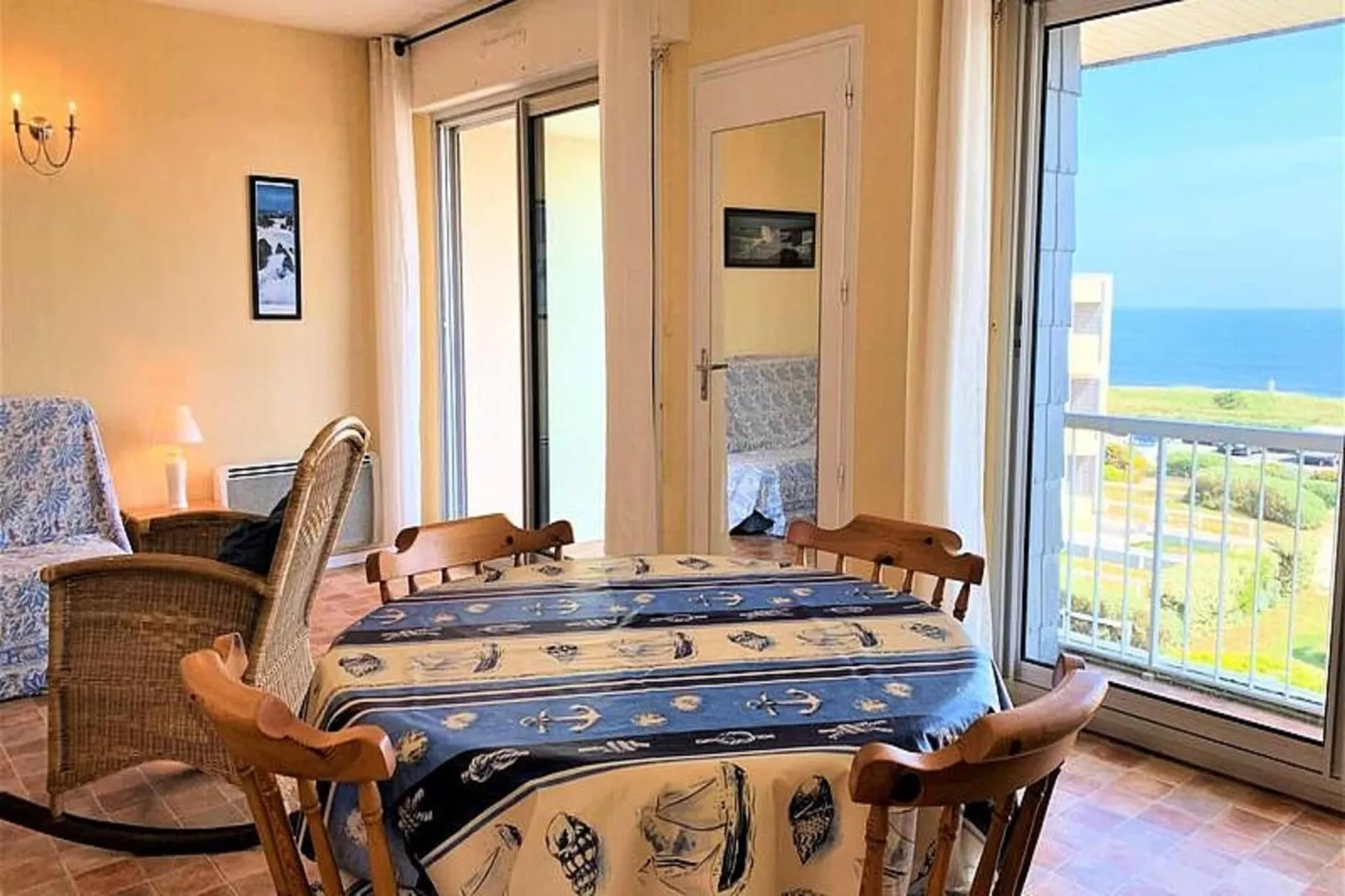 Résidence Les Birvideaux-Esszimmer