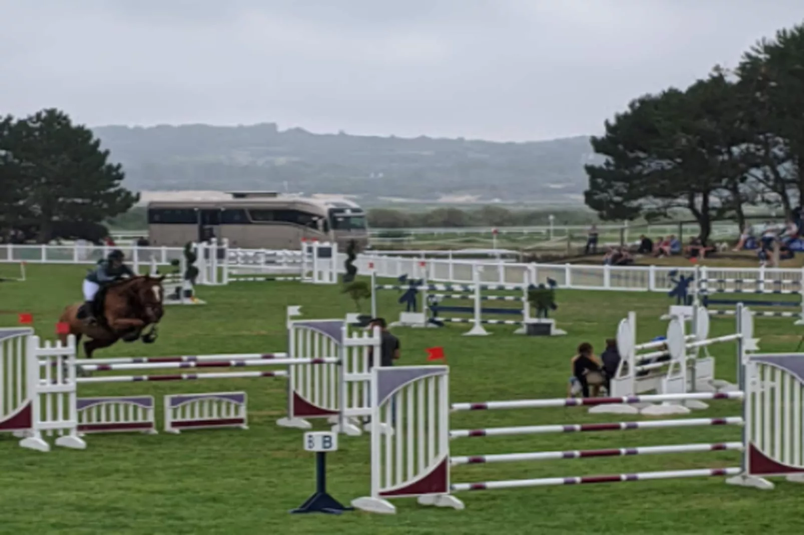 Résidence Bel Appartement 5 Pers Avec Piscine, Tennis Et Parking 236-Außenbereich Sommer