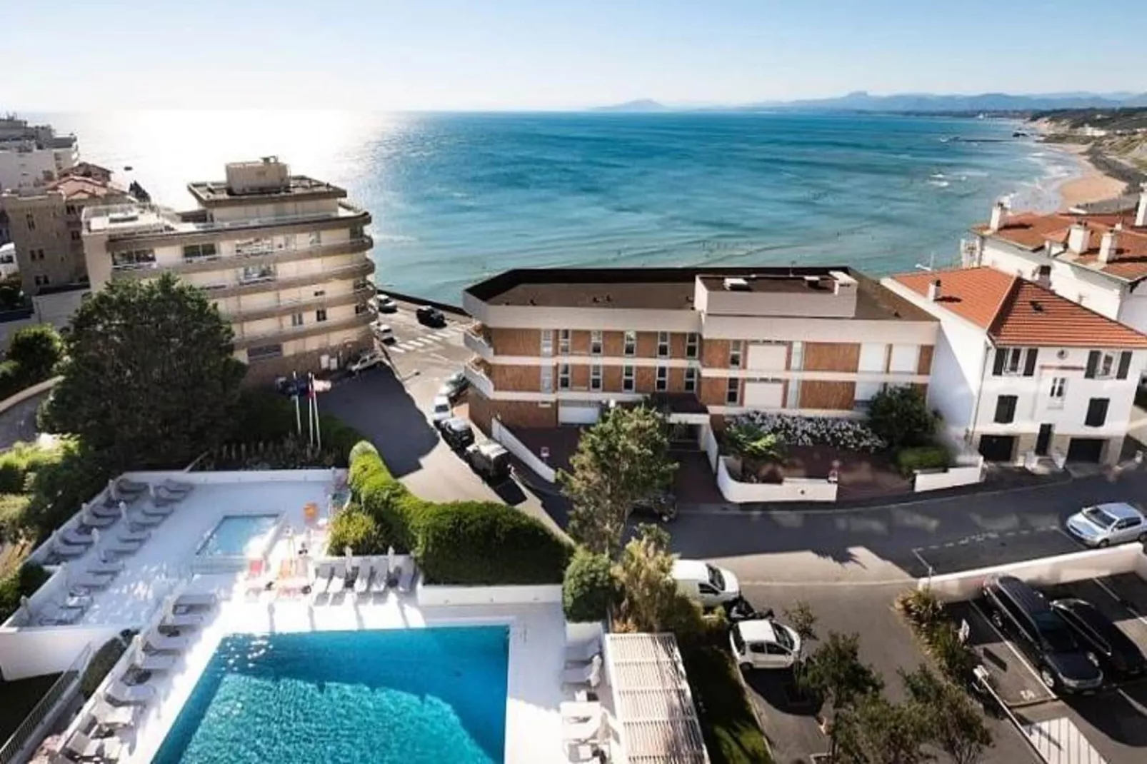 Résidence Le Grand Large - Vacances Bleues-Exterior in summer