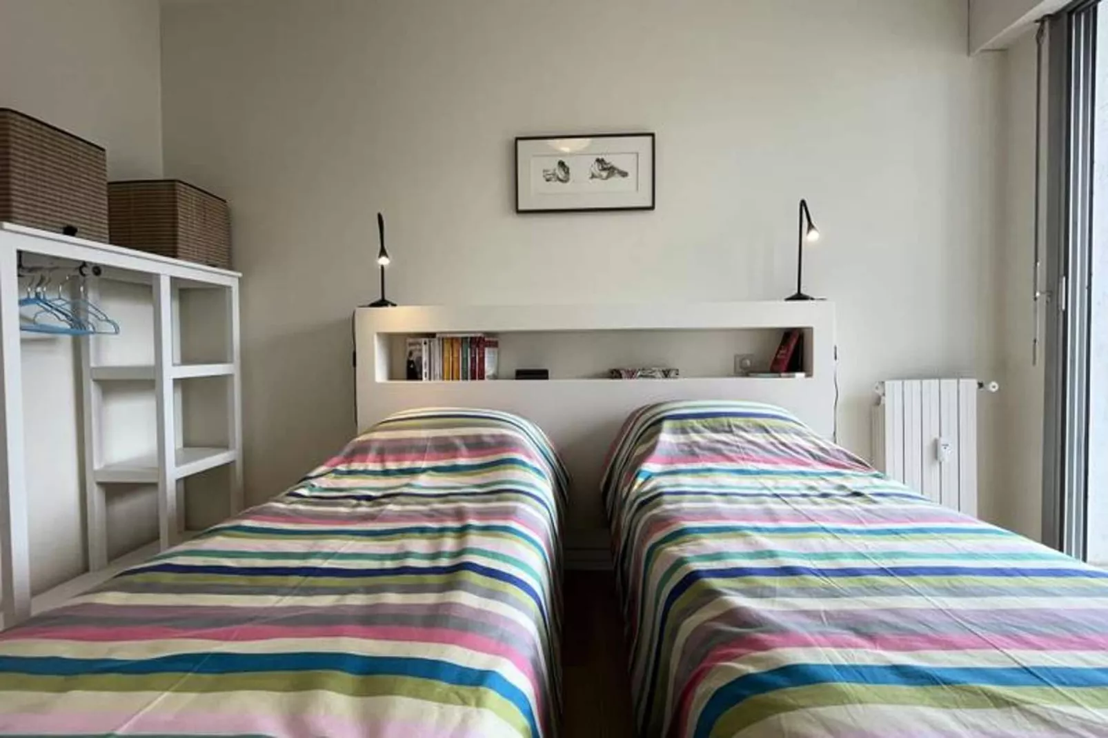 Superbe Appartement Avec Balcon, Garage, 3ch, &agrave; 5min De La Plage-Bedroom