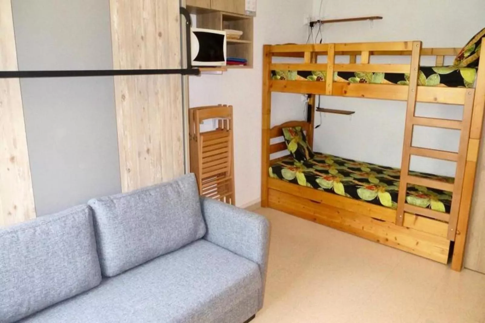 Résidence Neouvielle-Bedroom