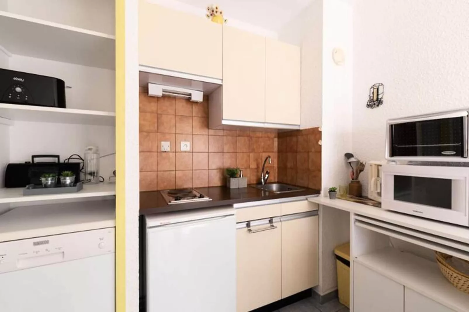 Résidence H.th.i:iris-Kitchen