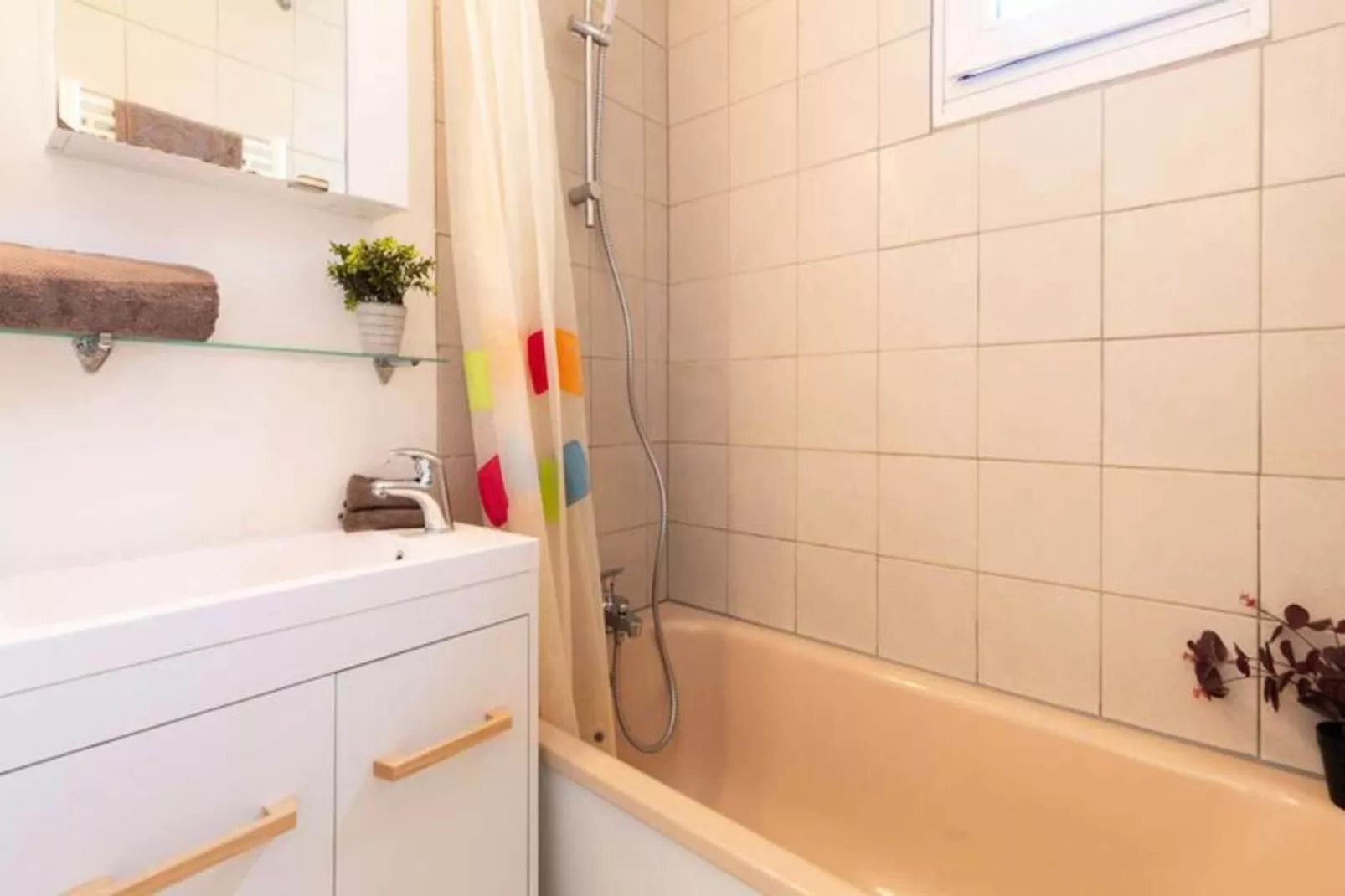 Résidence H.th.ii:bat.6-Bathroom