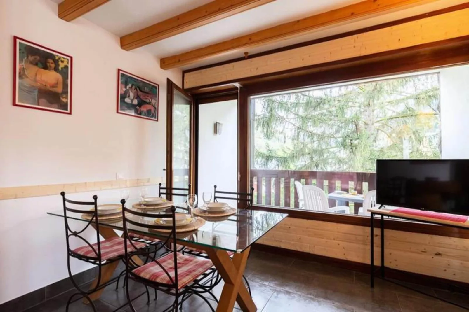 Résidence Les Isards-Dining room