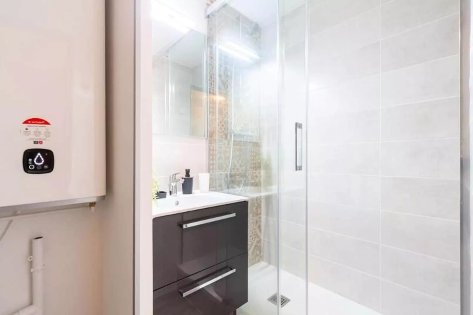 Résidence Aurette:neouvielle-Bathroom