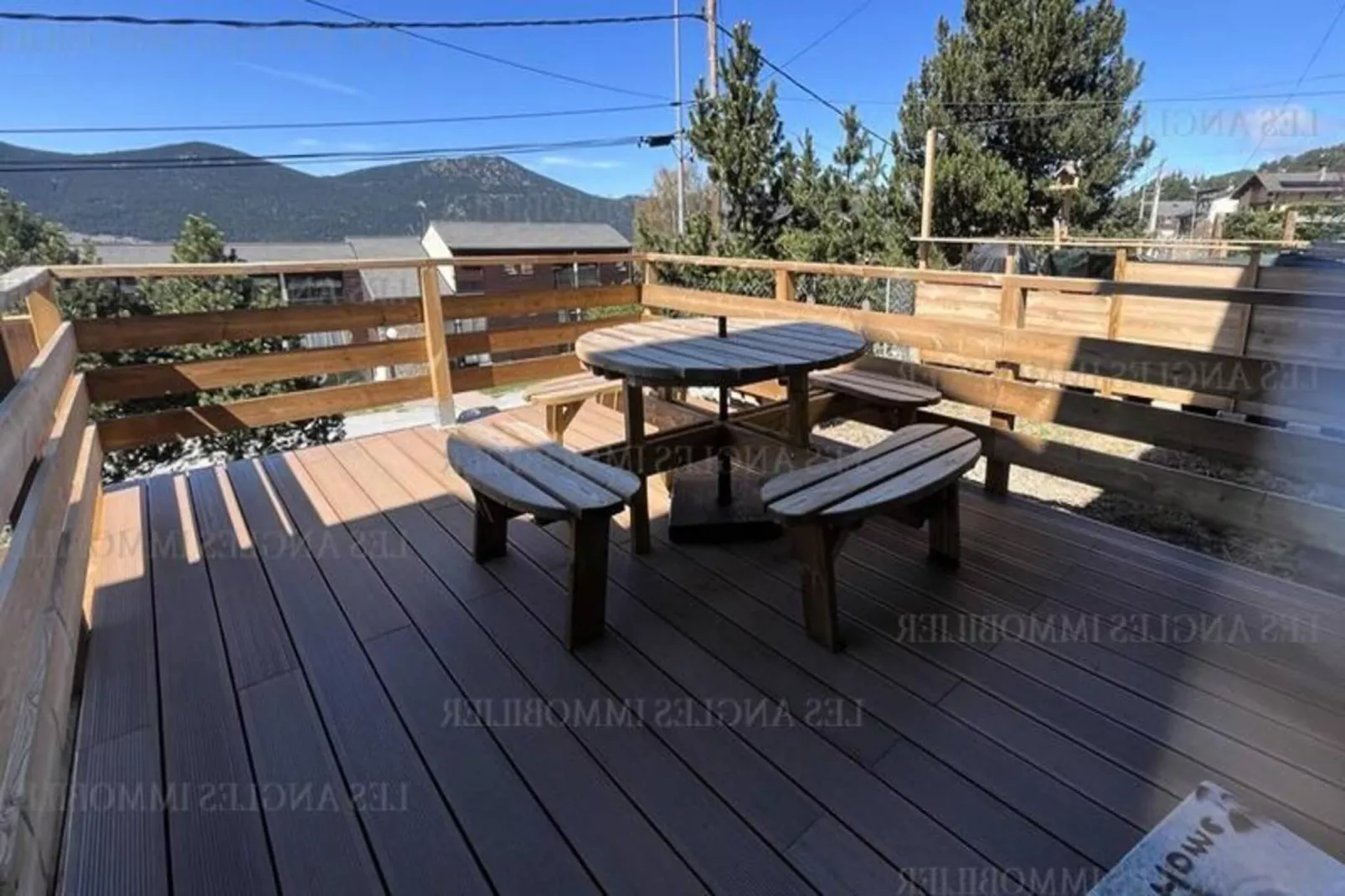 Résidence Les Mouflons-Exterior in summer