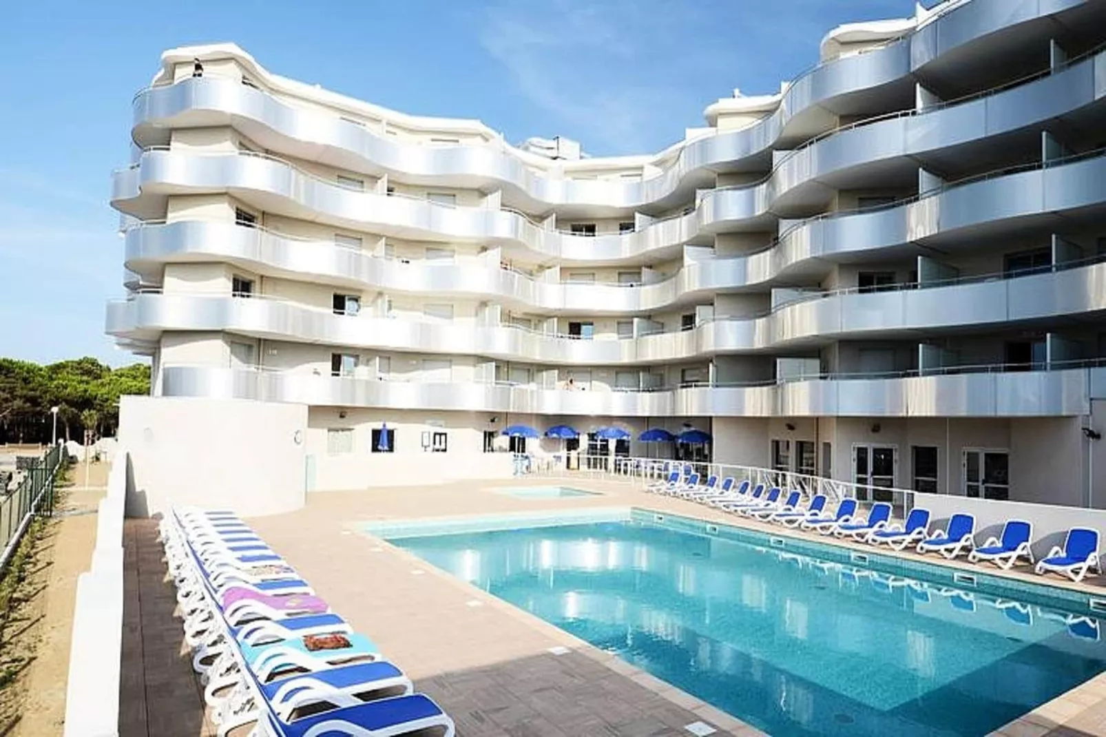 Résidence Odalys Le Lotus Blanc ***-Piscine