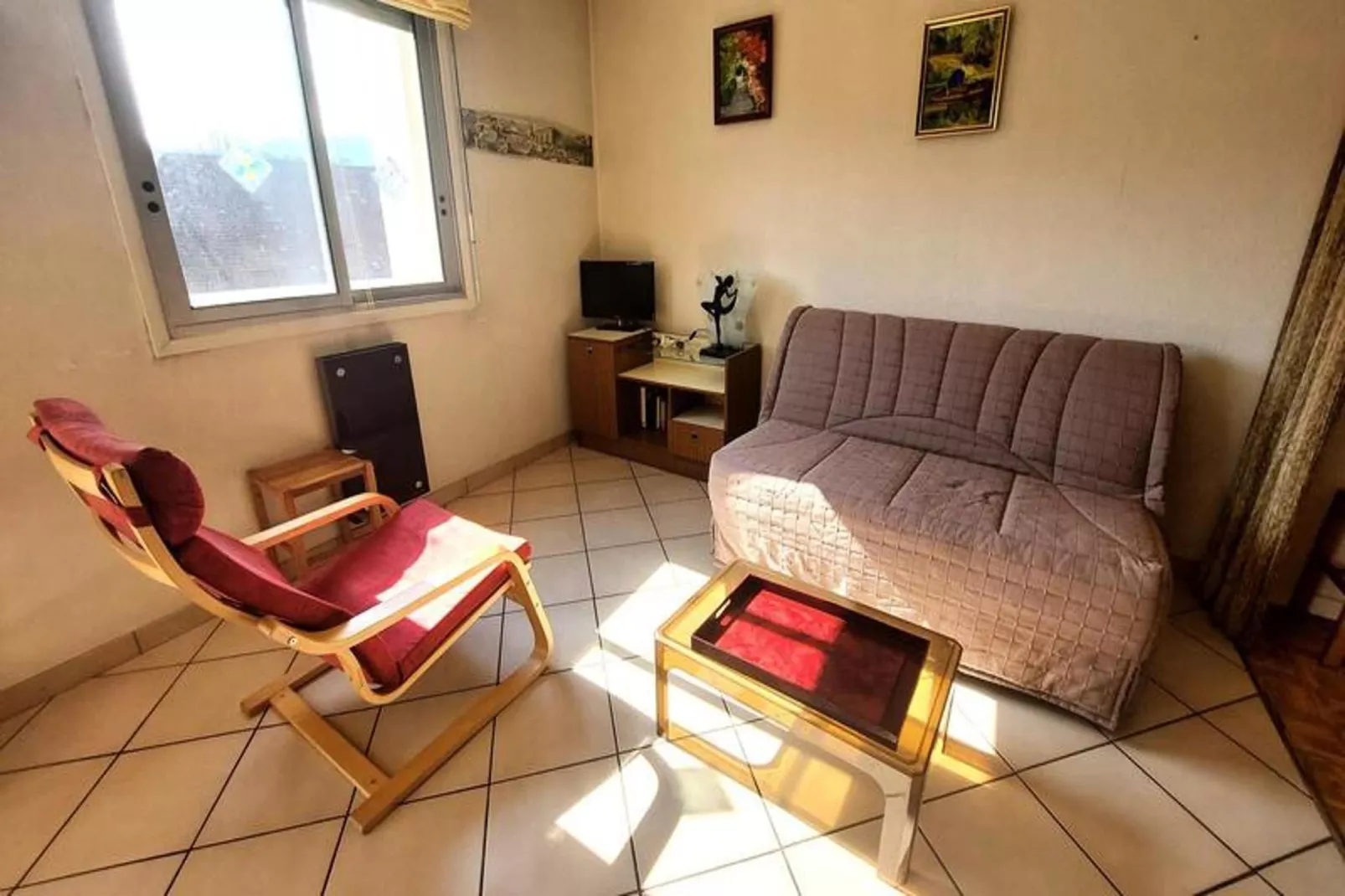 Résidence Le Comte Vert-Living room