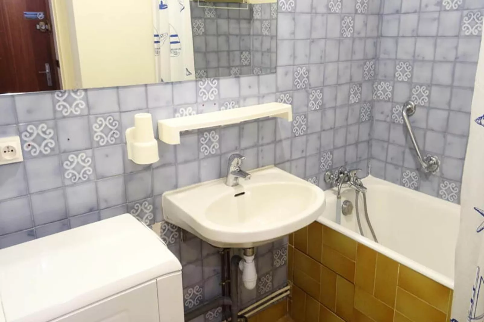 Résidence Montcalm C-Bathroom