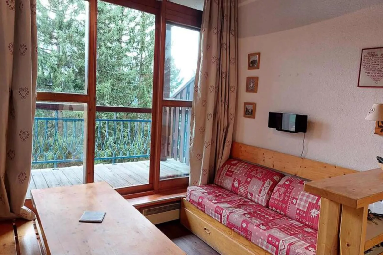 Résidence Archeboc-Exterior in summer