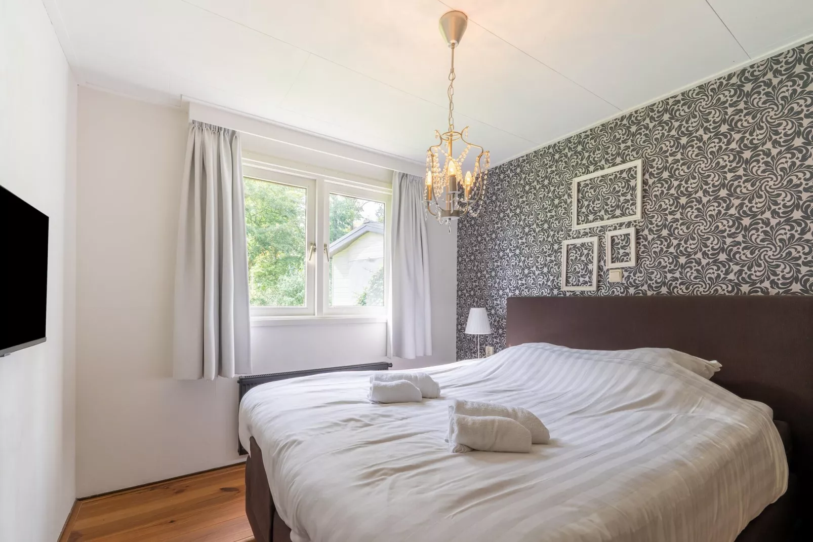 Lemmer Beauty-Bedroom