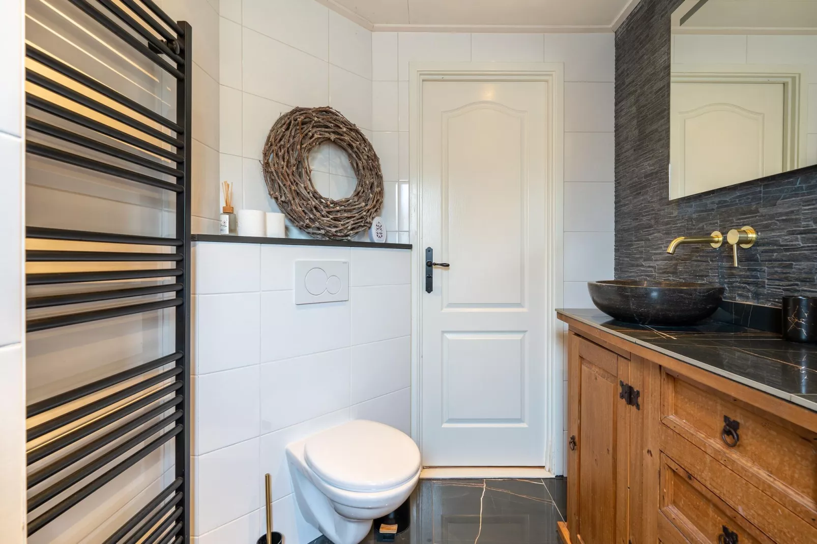 Lemmer Beauty-Bathroom