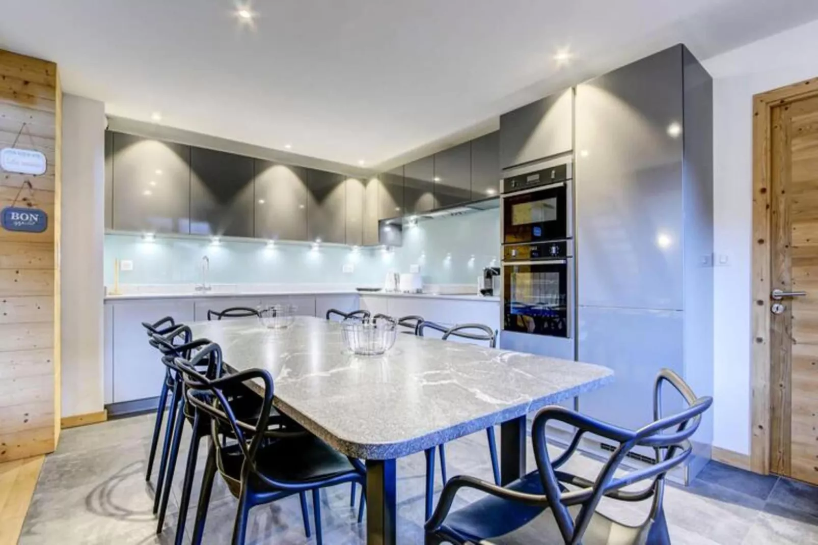 Résidence Jeanette-Exterior in winter