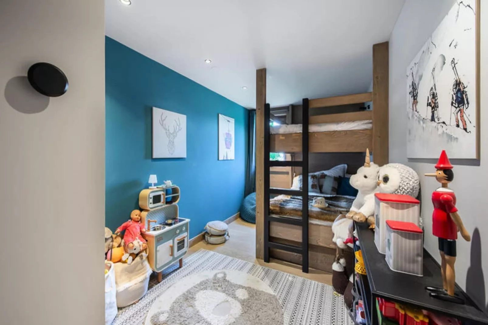 Résidence Stallion D-Exterior in summer