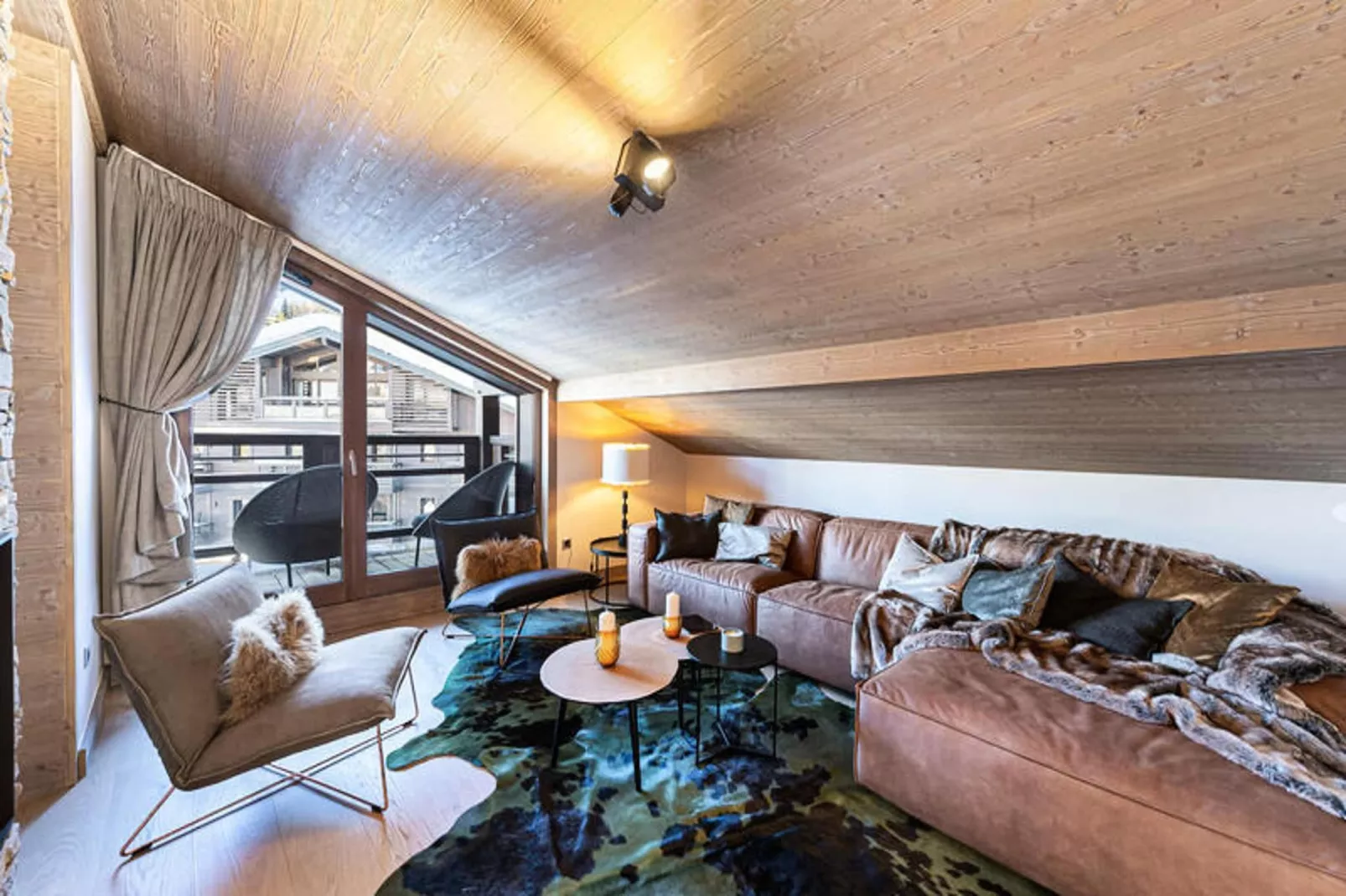 Résidence Stallion D-Exterior in summer