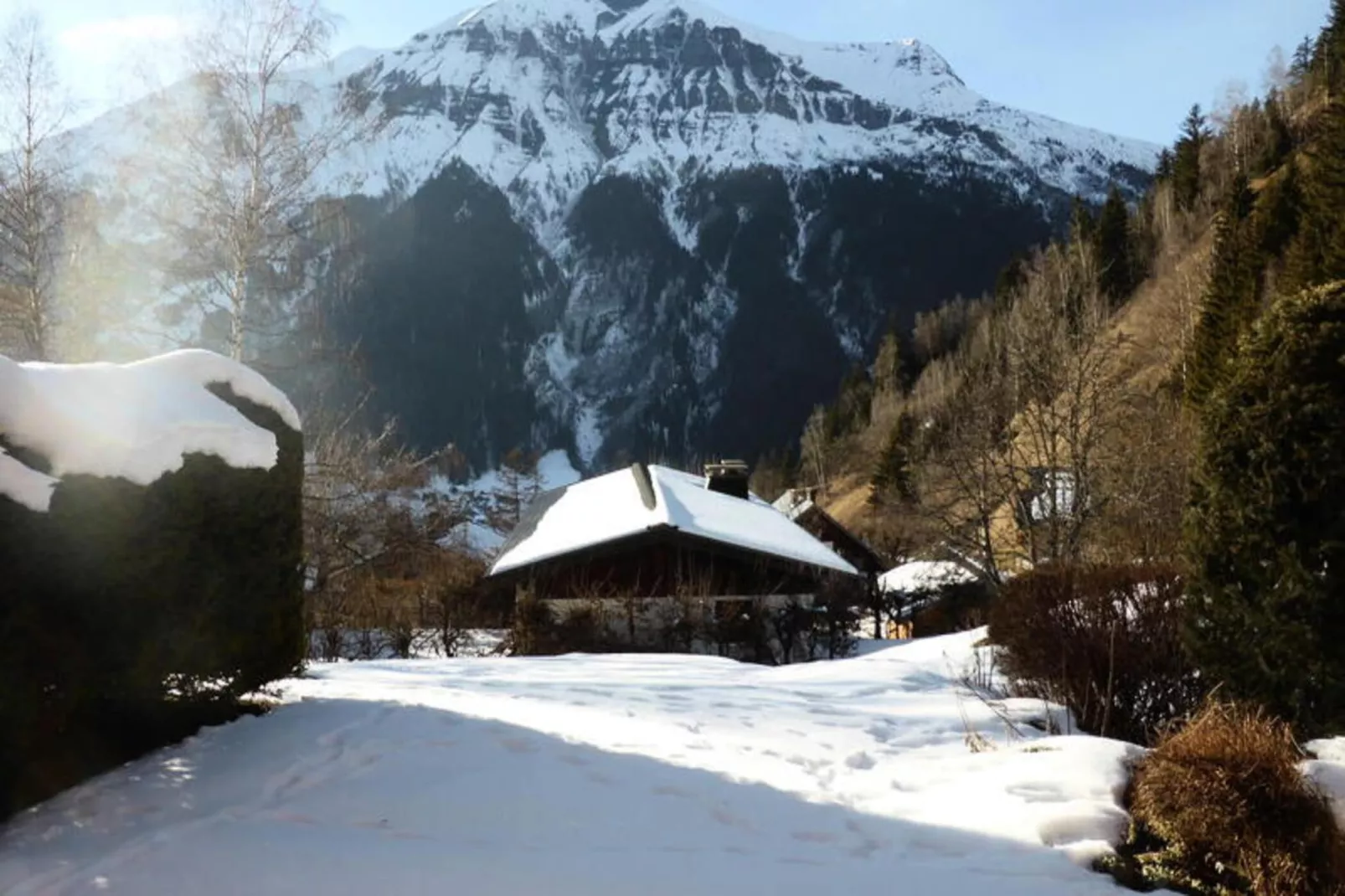 Résidence Les Carlines-Exterior in summer