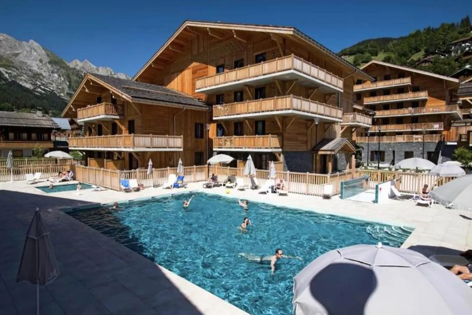 Résidence Prestige Odalys Mendi Alde****-Piscine