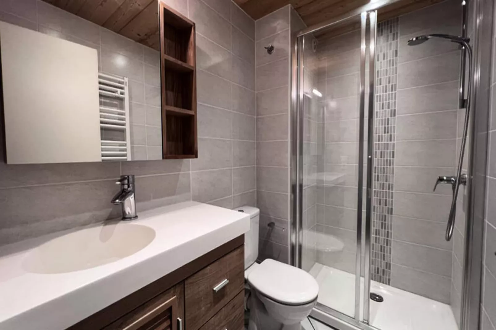 Appartements à La Clusaz-Salle de bain