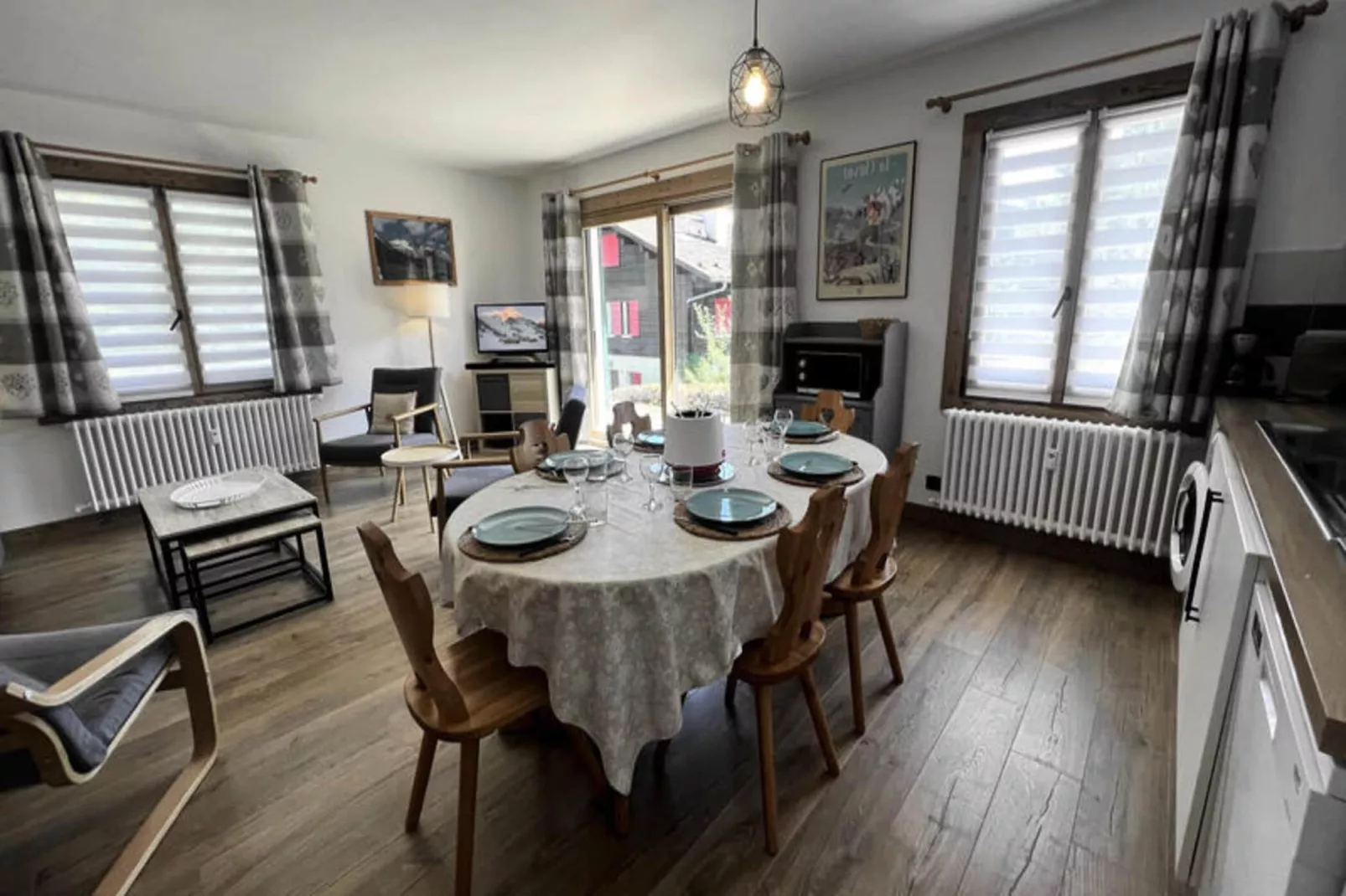 Appartements à La Clusaz-Dining room