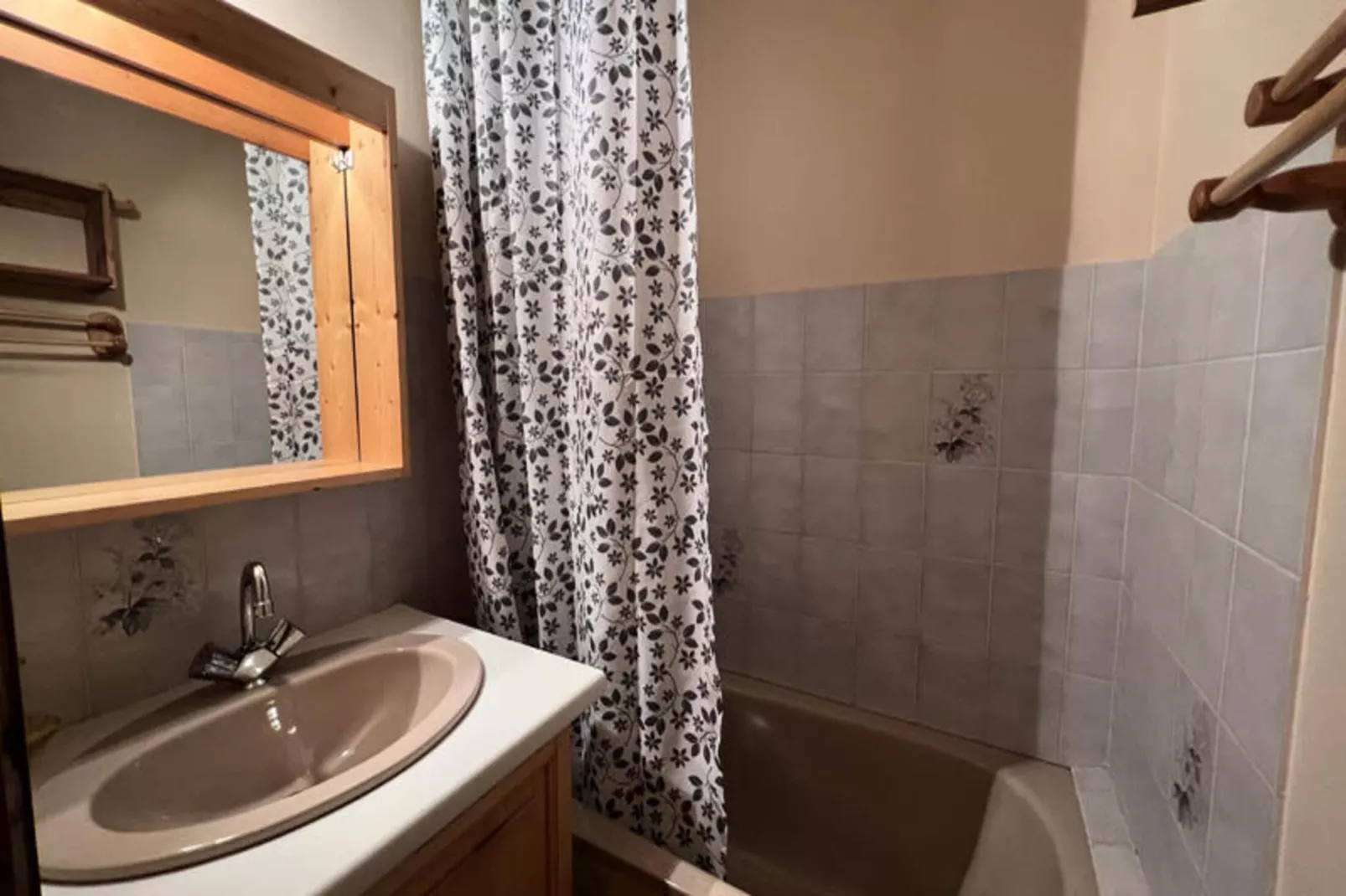 Studio à La Clusaz-Bathroom