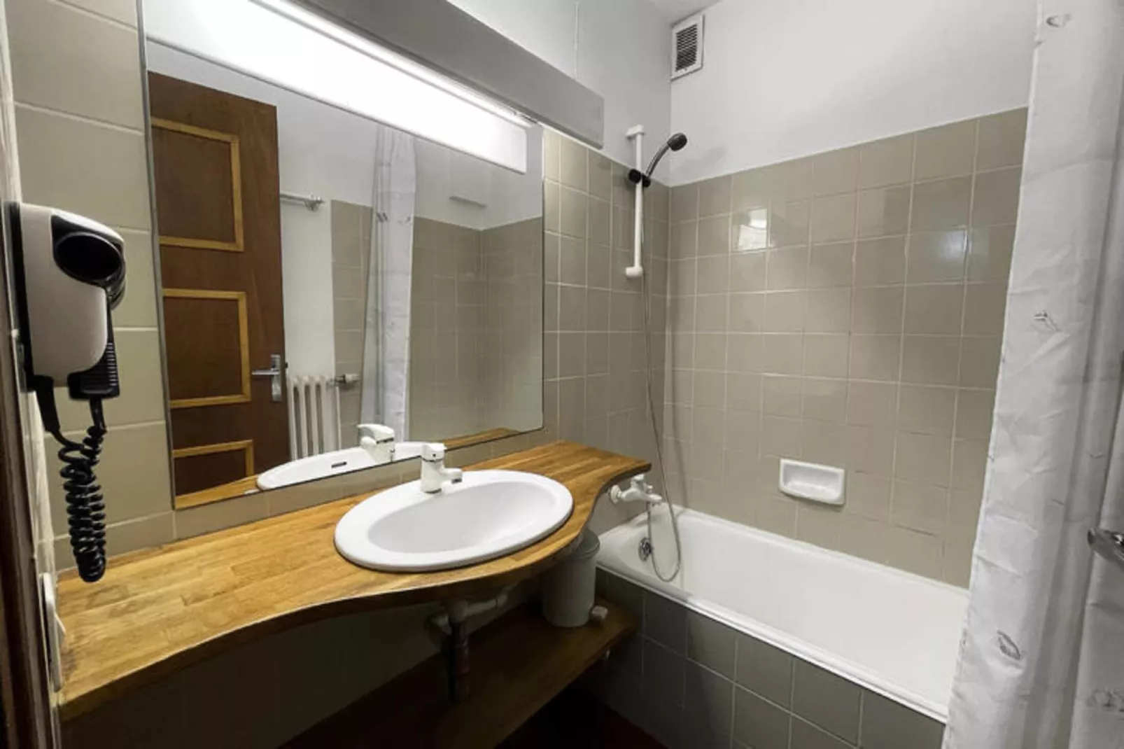 Appartements à La Clusaz-Bathroom