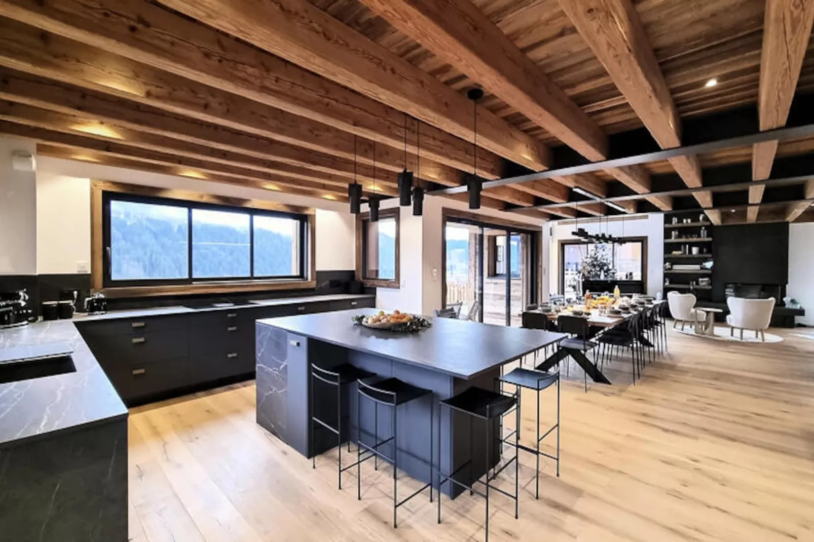 Chalets à Les Gets-Image-tags.