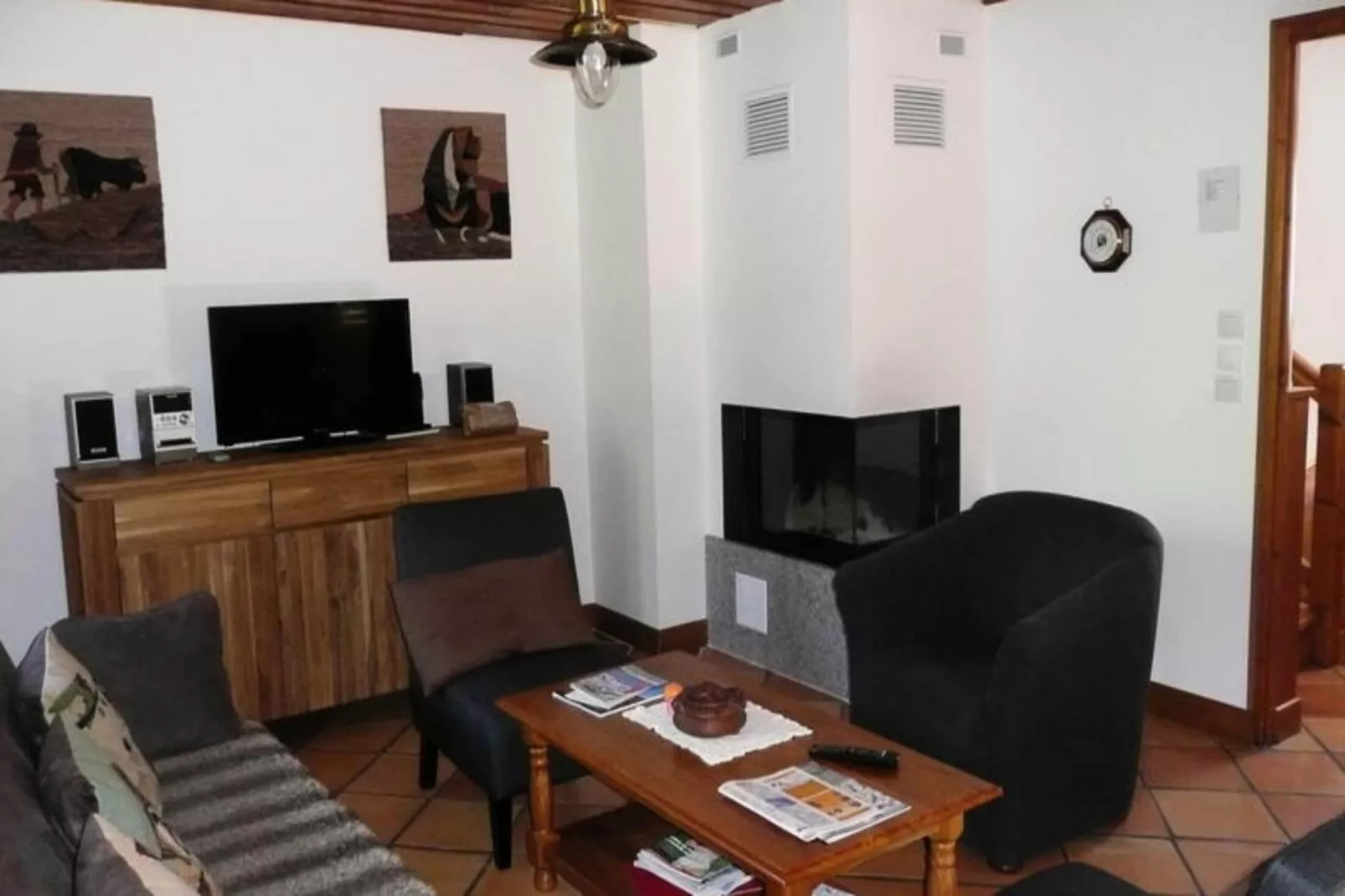 Chalet Ulysse-Exterior in summer