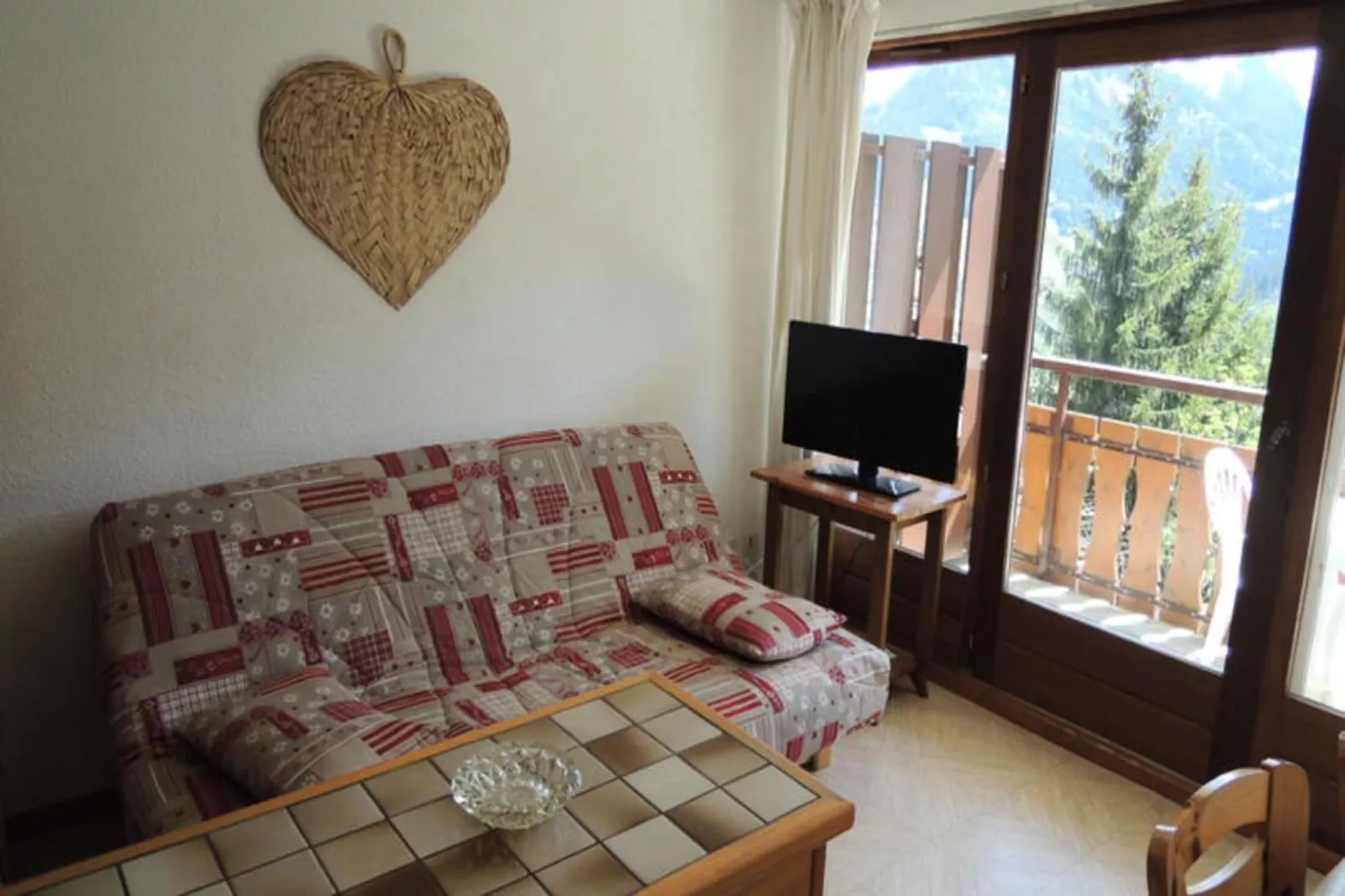 Chalets De Barbessine-Dining room