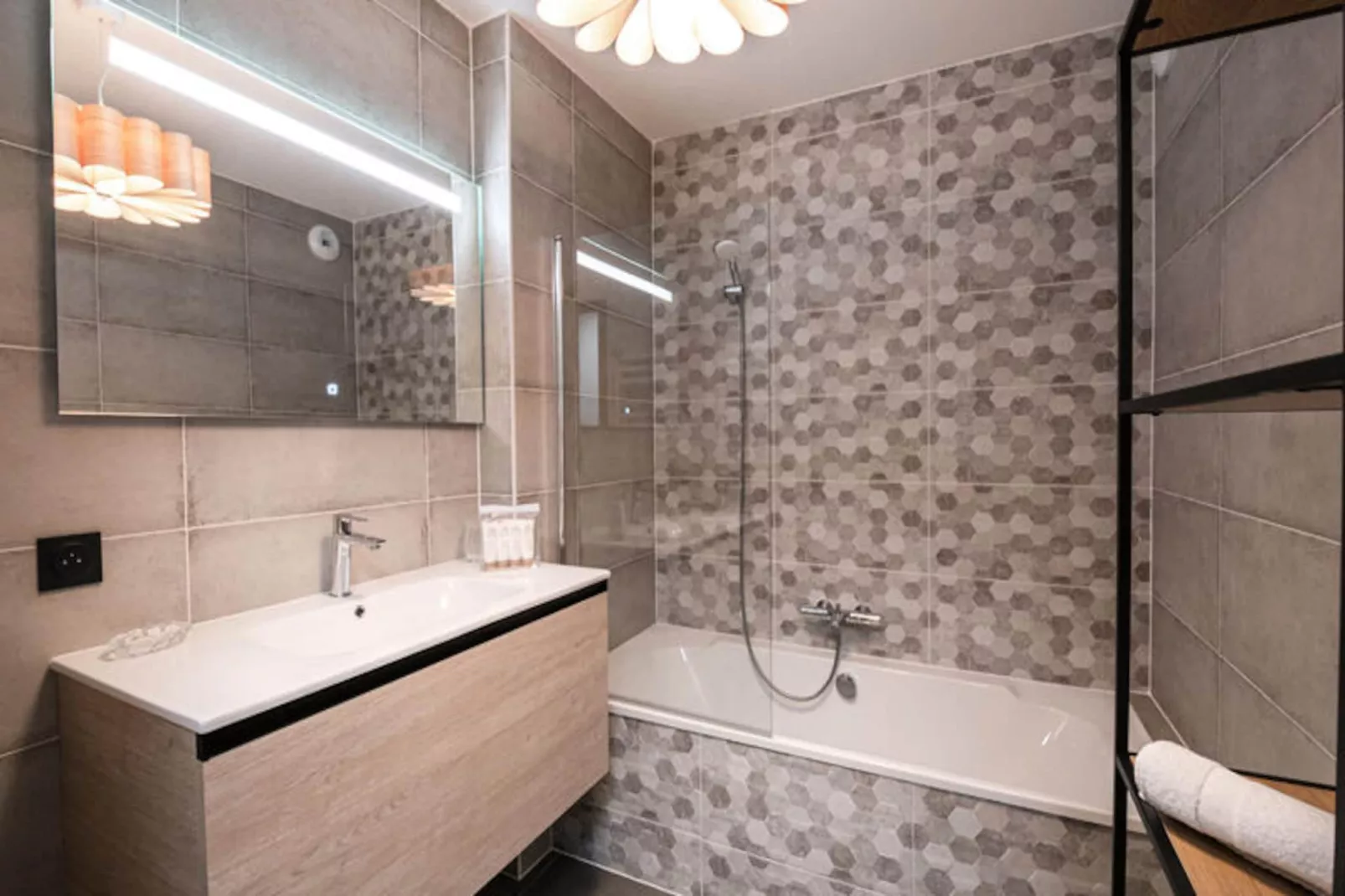 Résidence White Pearl-Image-tags.