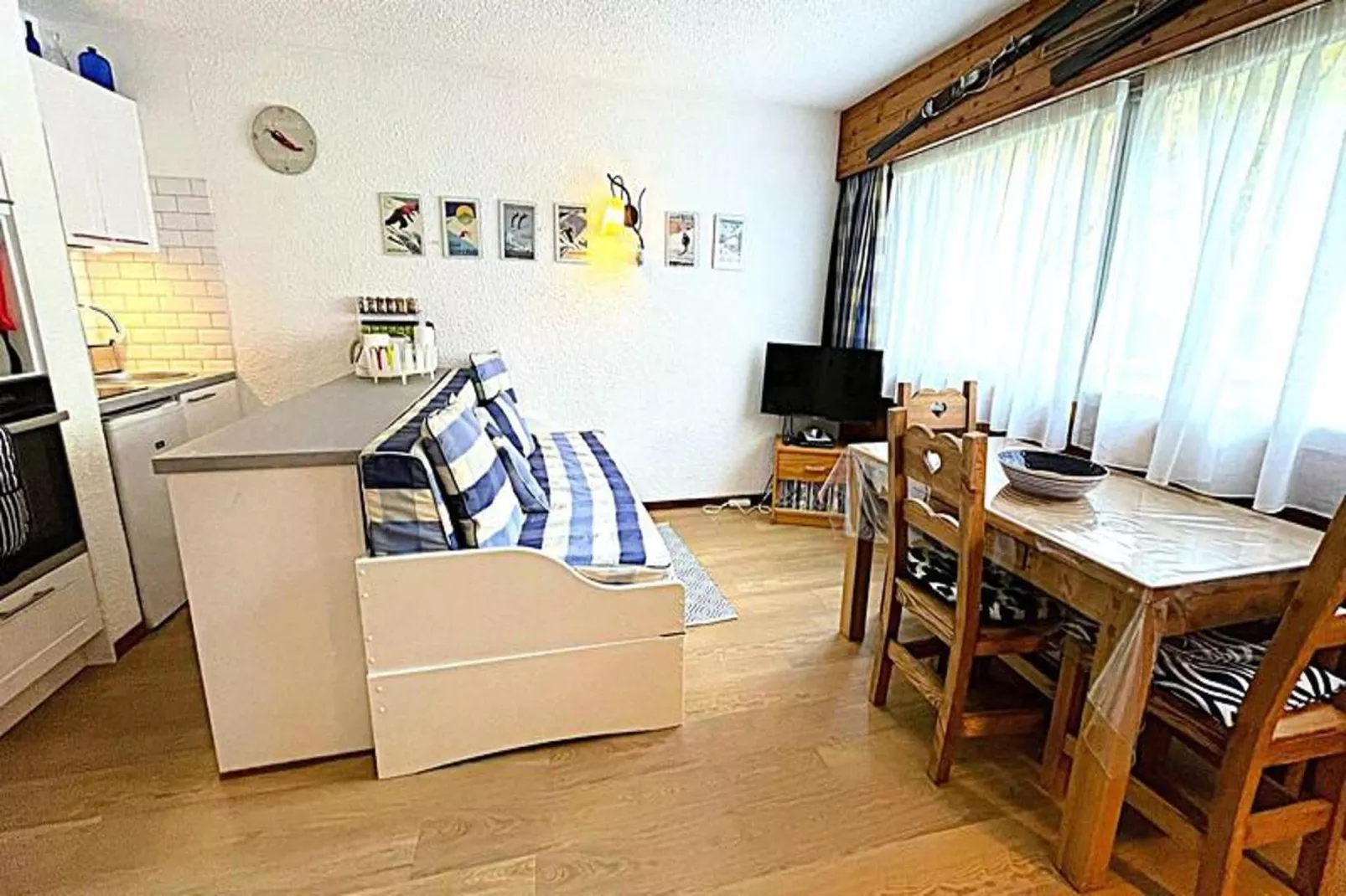 Résidence Clos Du Savoy-Living room