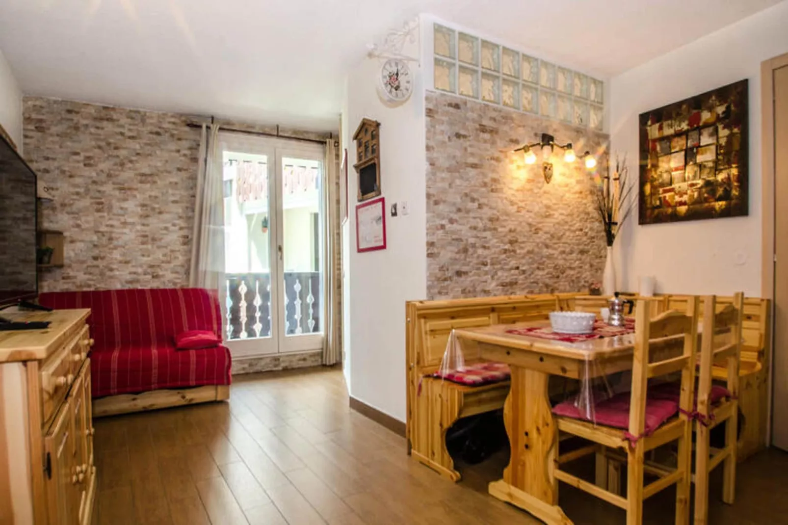 Résidence Iris-Salle à manger