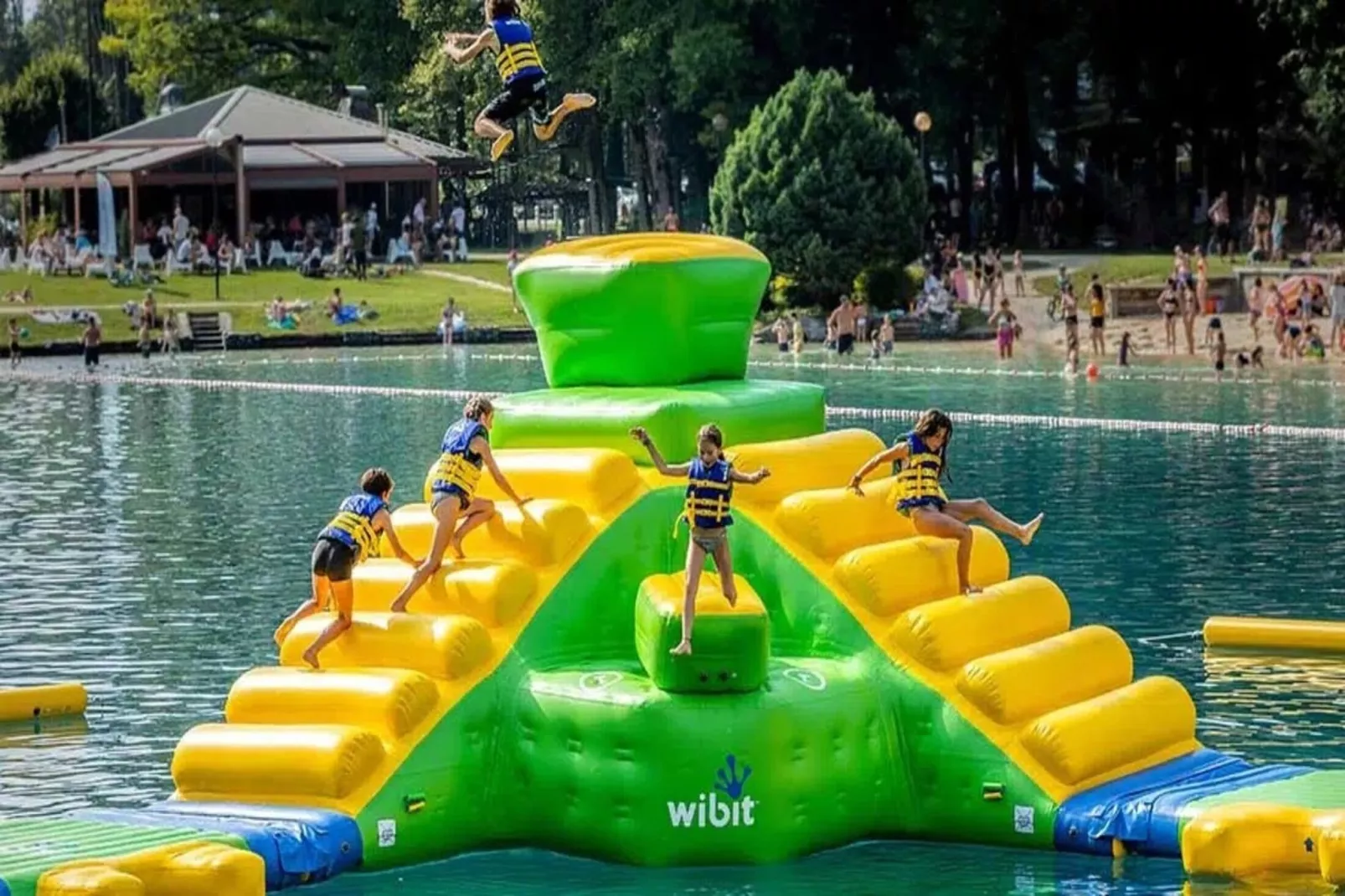 Résidence Hermine I-Exterior in summer