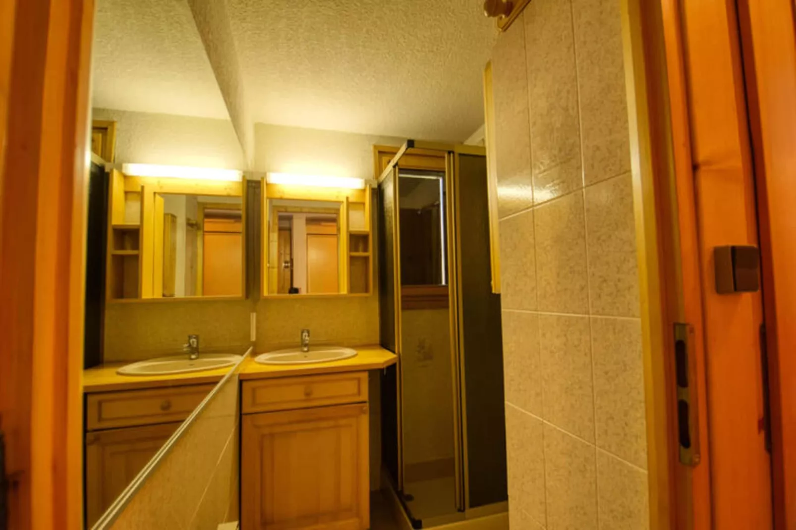 Résidence Les Mouflons-Dining room