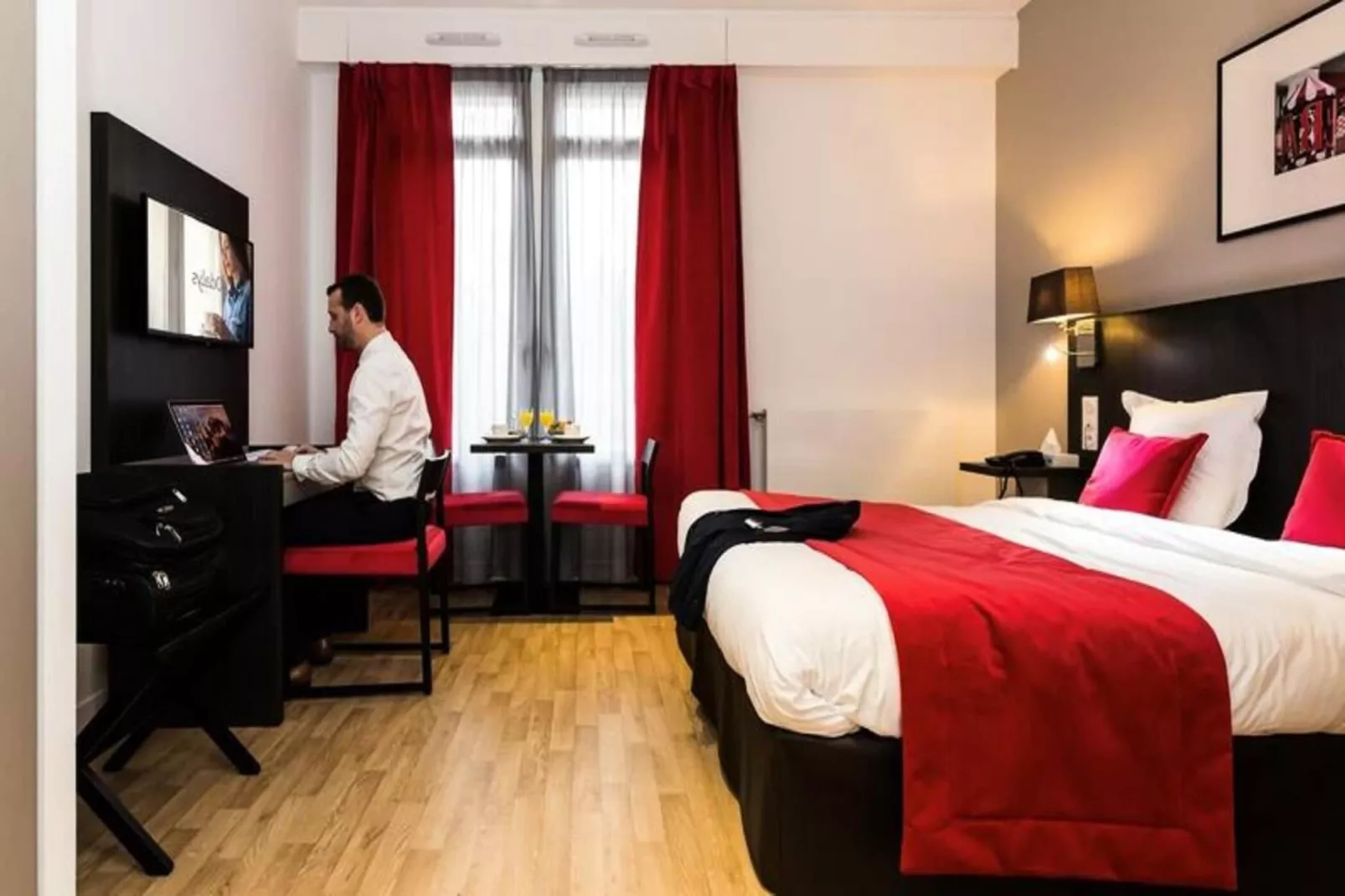 Appart'hôtel Odalys Montmartre-Bedroom