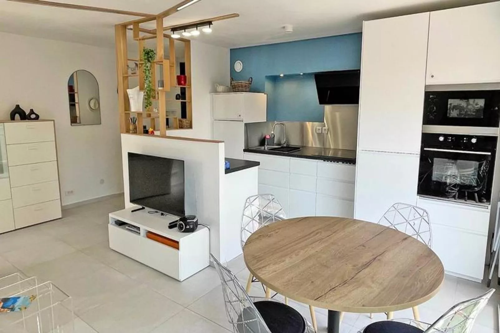 Résidence Silène-Dining room