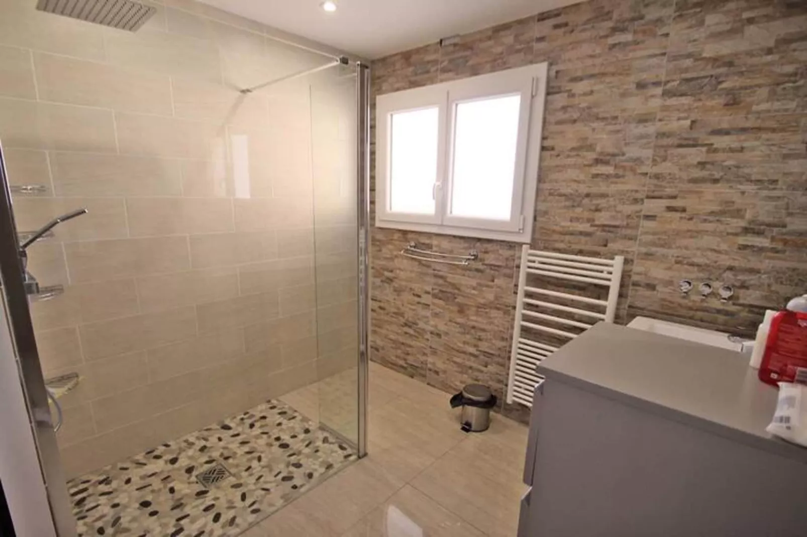 Résidence Les Saisons-Bathroom