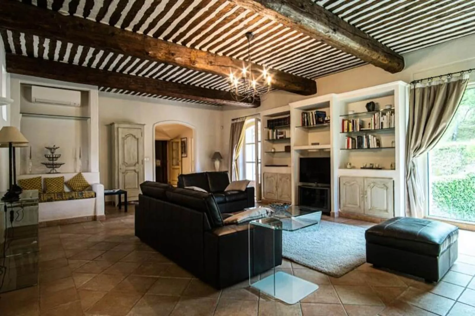 Propri&eacute;t&eacute; D'exception Au Coeur Du Luberon-Image-tags.