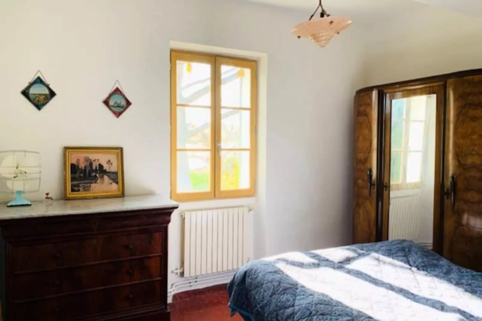 Maison En Pierre Proche Du Centre Ville-Image-tags.