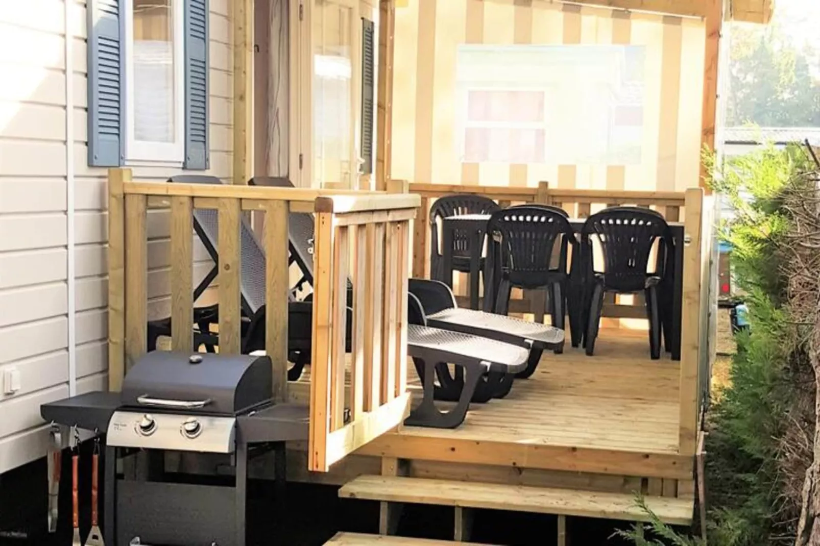 Mobil-home 4 pers. proche plage-Exterior in summer