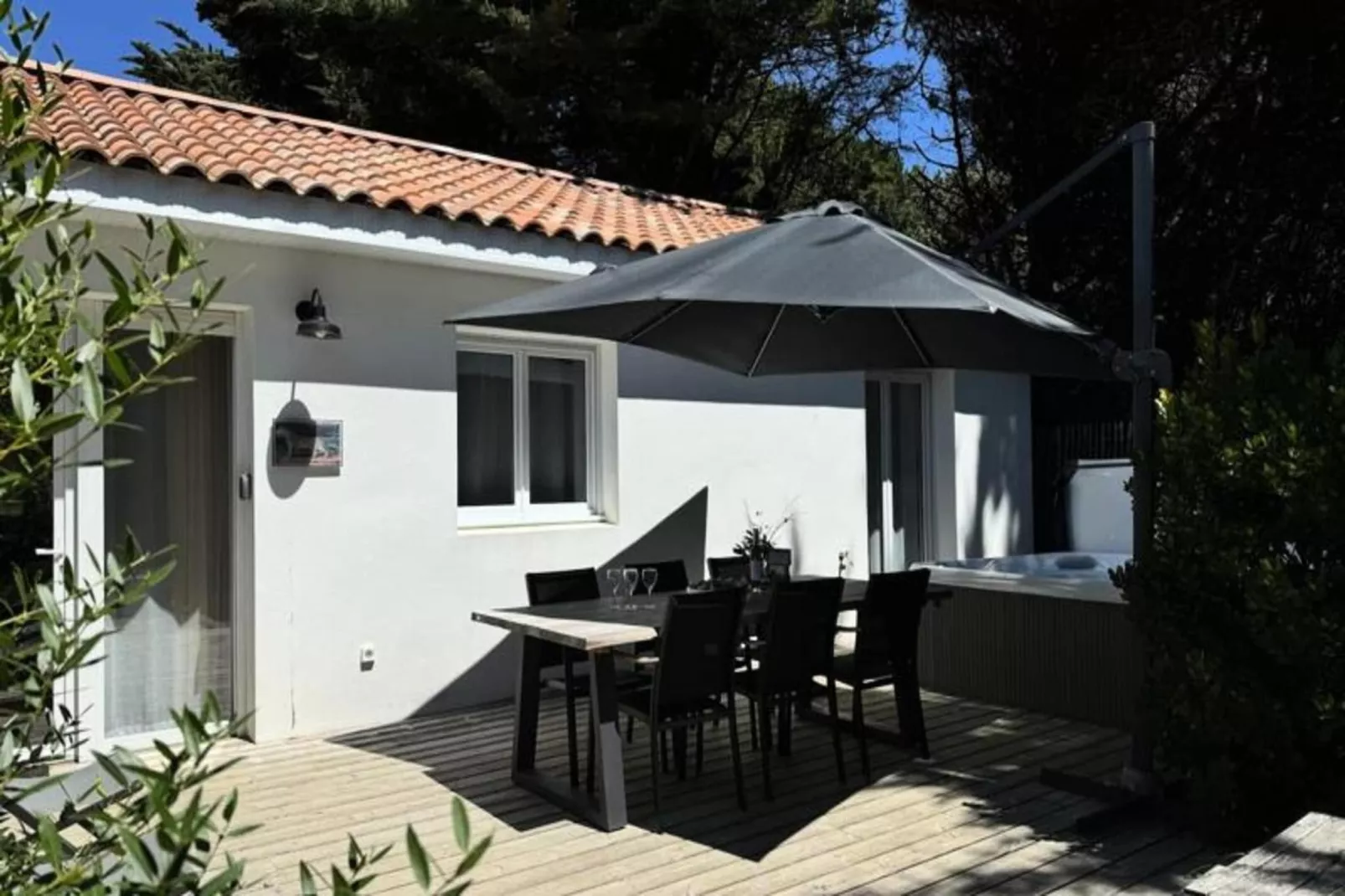 Villa Tha&iuml;lande - Domaine Le Sherwood-Terrasse/Balkon